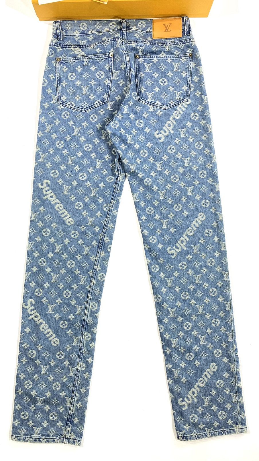 Louis Vuitton × Supreme Louis Vuitton X SUPREME Denim Jeans 27 blue monogram Size US 27 - 7 Thumbnail