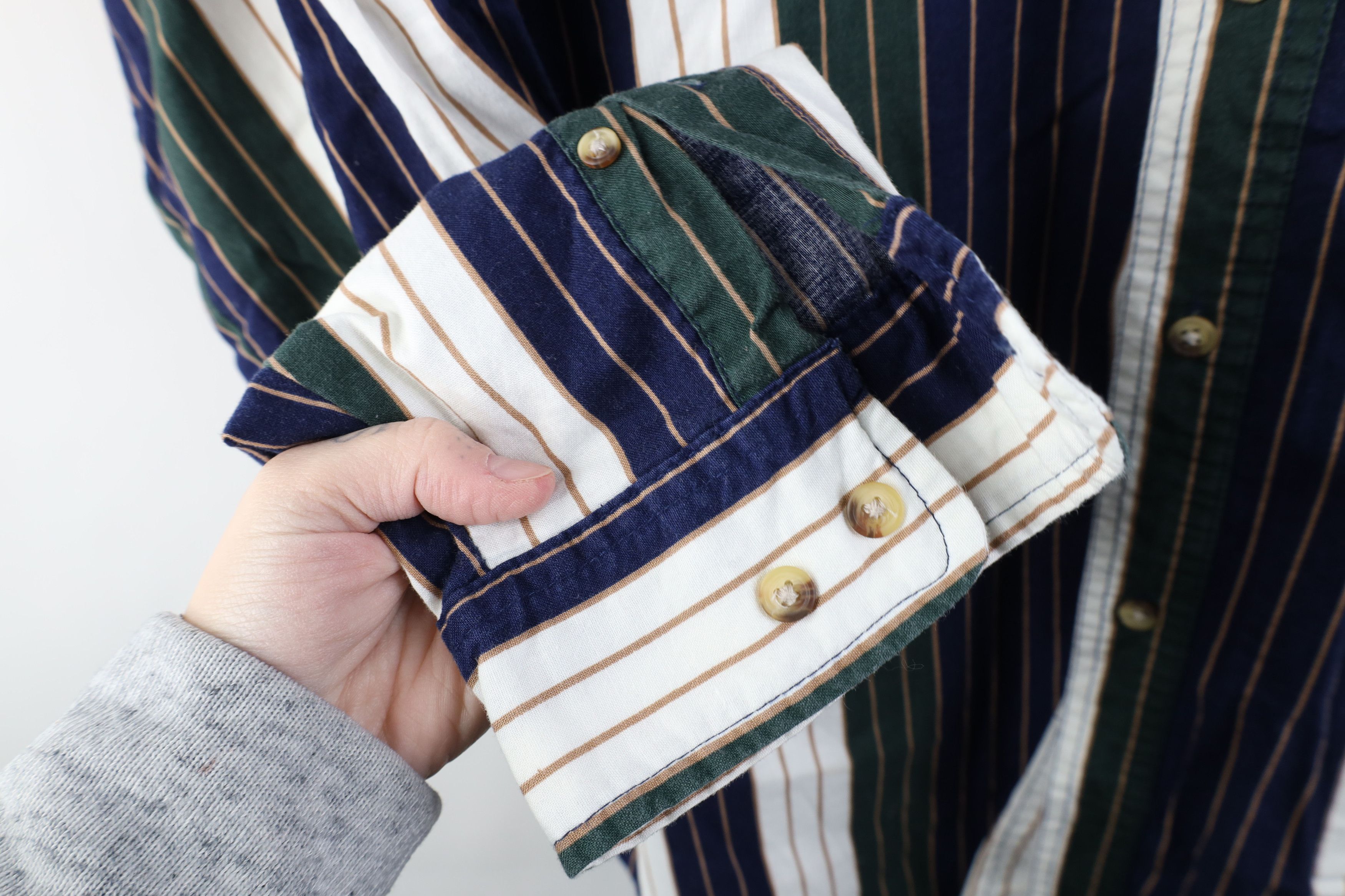 Vintage Vintage 90s Streetwear Block Collared Button Down Shirt Size US XL / EU 56 / 4 - 6 Thumbnail
