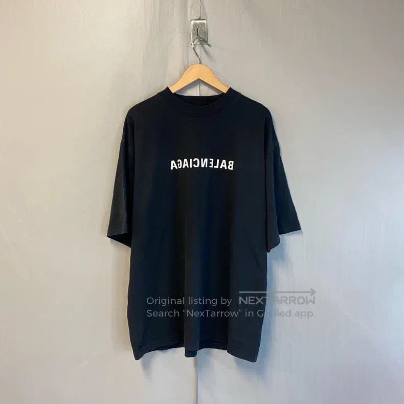Balenciaga Balenciaga Reversed Print Letter Short Sleeve Size US L / EU 52-54 / 3 - 1 Thumbnail