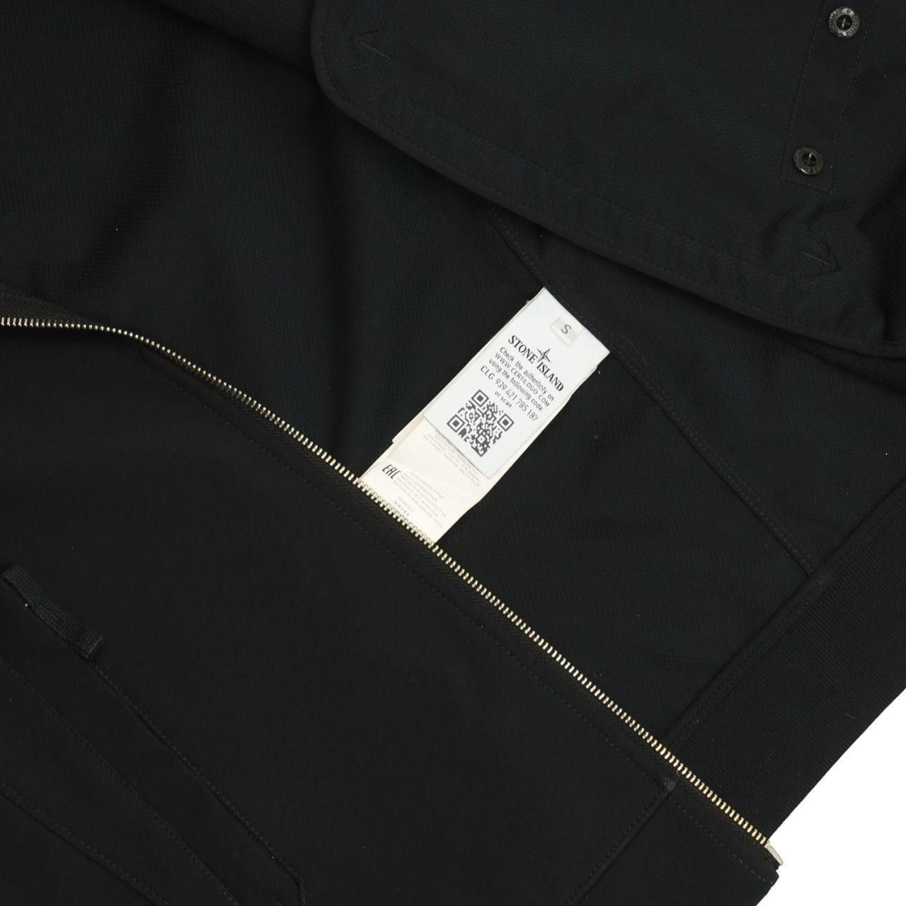 Stone Island S/S 20 Light Soft Shell-R Jacket in Black, Men's — image 5 of 6
