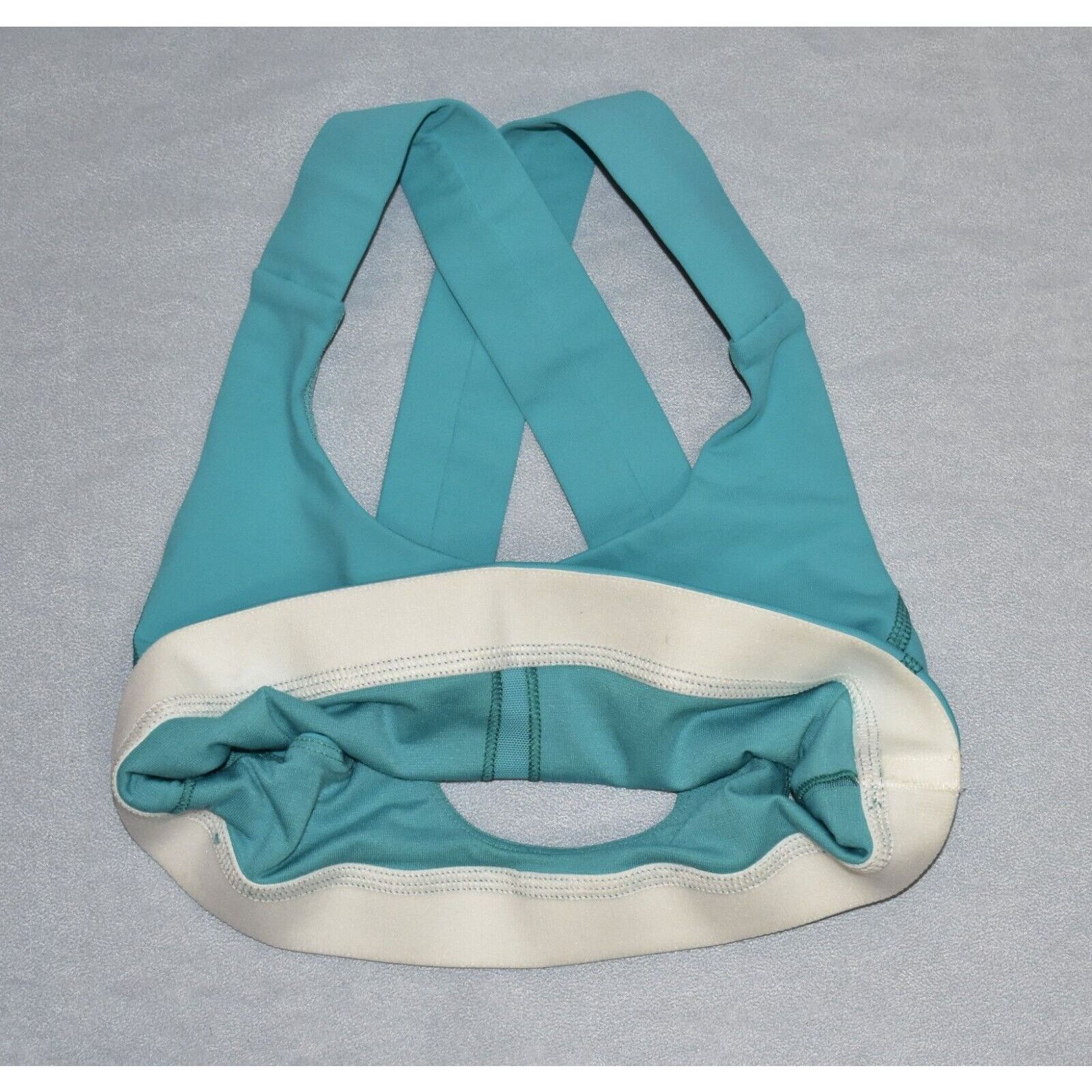 Lululemon A5 LULULEMON ATHLETICA Med Support Sport Bra Size 4 Size S / US 4 / IT 40 - 5 Thumbnail