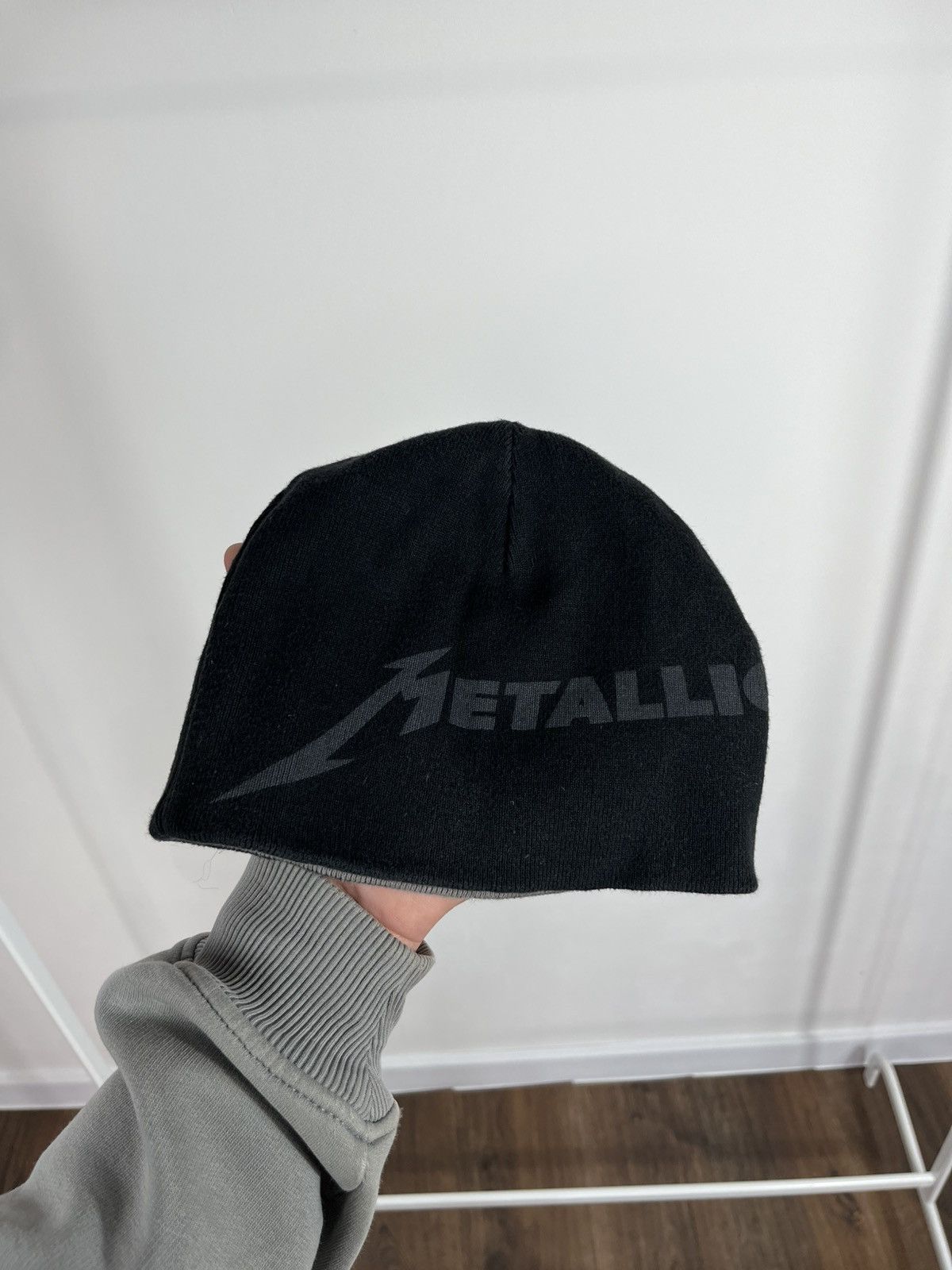 Metallica Reversible Metallica Beanie Hat Black & Grey Graphic Skull Size ONE SIZE - 6 Thumbnail
