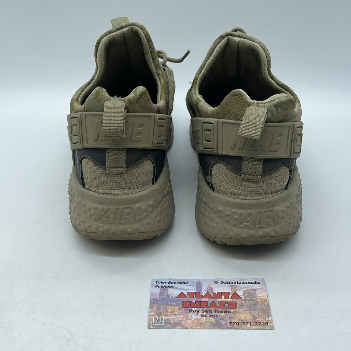 Nike Air huarache utility khaki Size US 12 / EU 45 - 3 Thumbnail