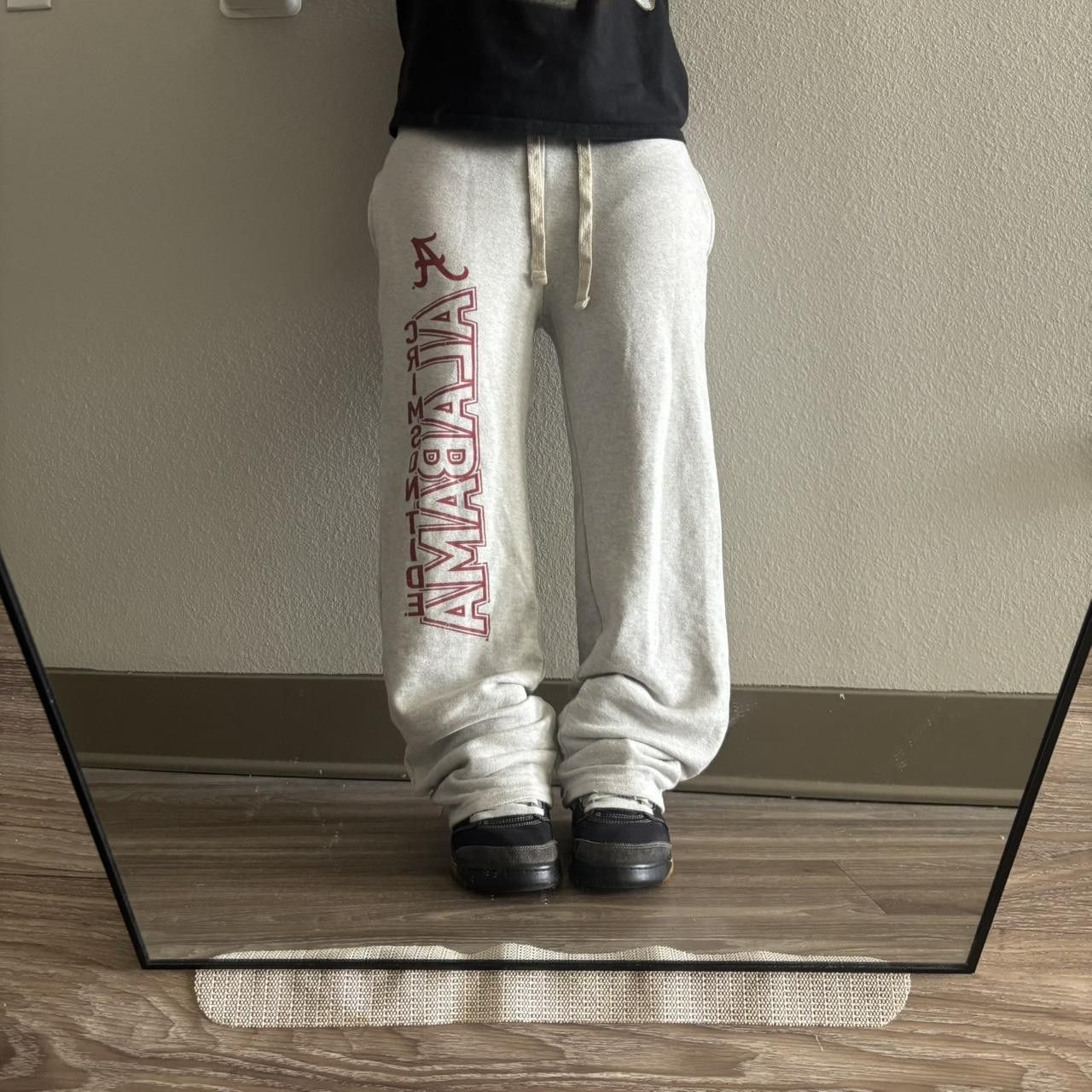 Vintage Crazy Vintage Y2K/2000s Light Grey Alabama Spellout College Sweatpants! Size S Size 28" / US 6 / IT 42 - 1 Thumbnail