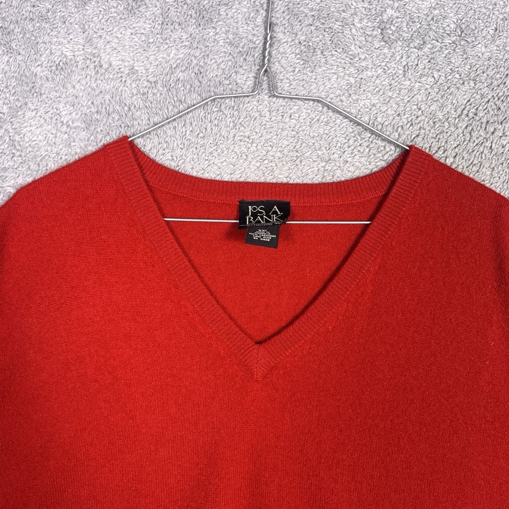 Jos. A. Bank Jos A. Bank Sweater Mens 2XL XL Mongolian Cashmere V-Neck Jumper Quiet Luxury Red Knit Pullover Holiday Winter Mens Size US XXL / EU 58 / 5 - 4 Thumbnail