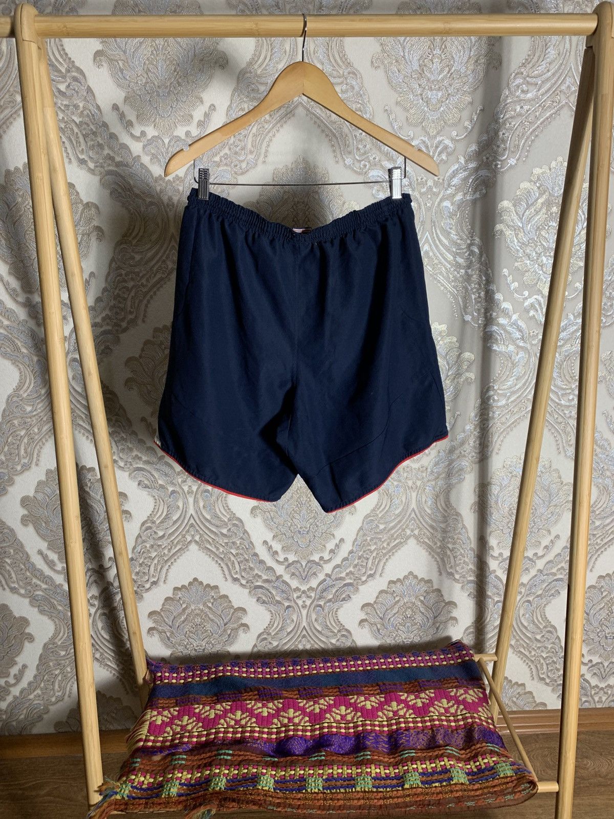 Umbro VINTAGE UMBRO ENGLAND RETRO SOCCER SHORTS MANCHESTER Y2K 90s Size US XL / EU 56 / 4 - 7 Thumbnail