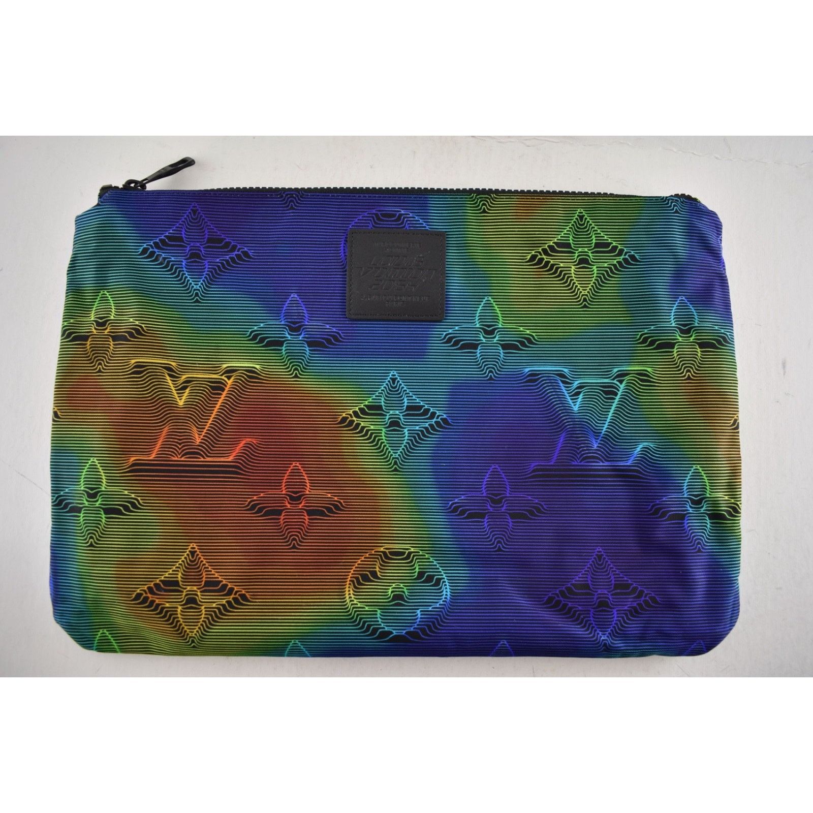 Louis Vuitton Reversible Monogram 3D Nylon LV Pouch Virgil Clutch Bag Size ONE SIZE - 14 Thumbnail
