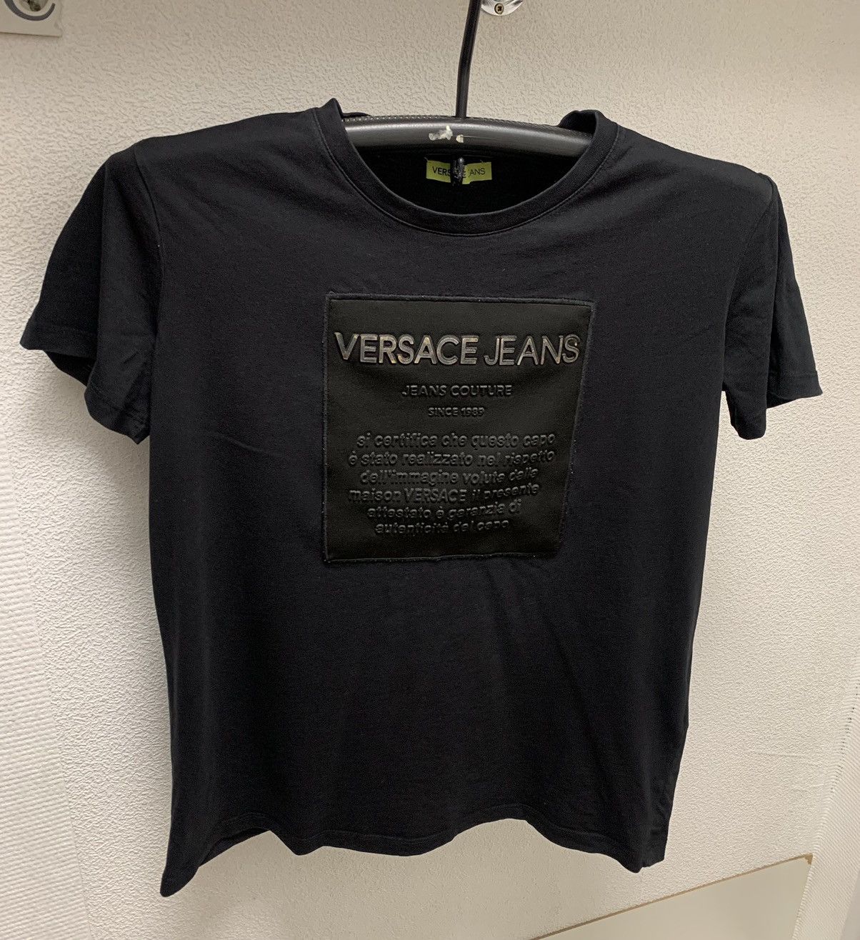 Versace jeans black t-shirt box logo M size