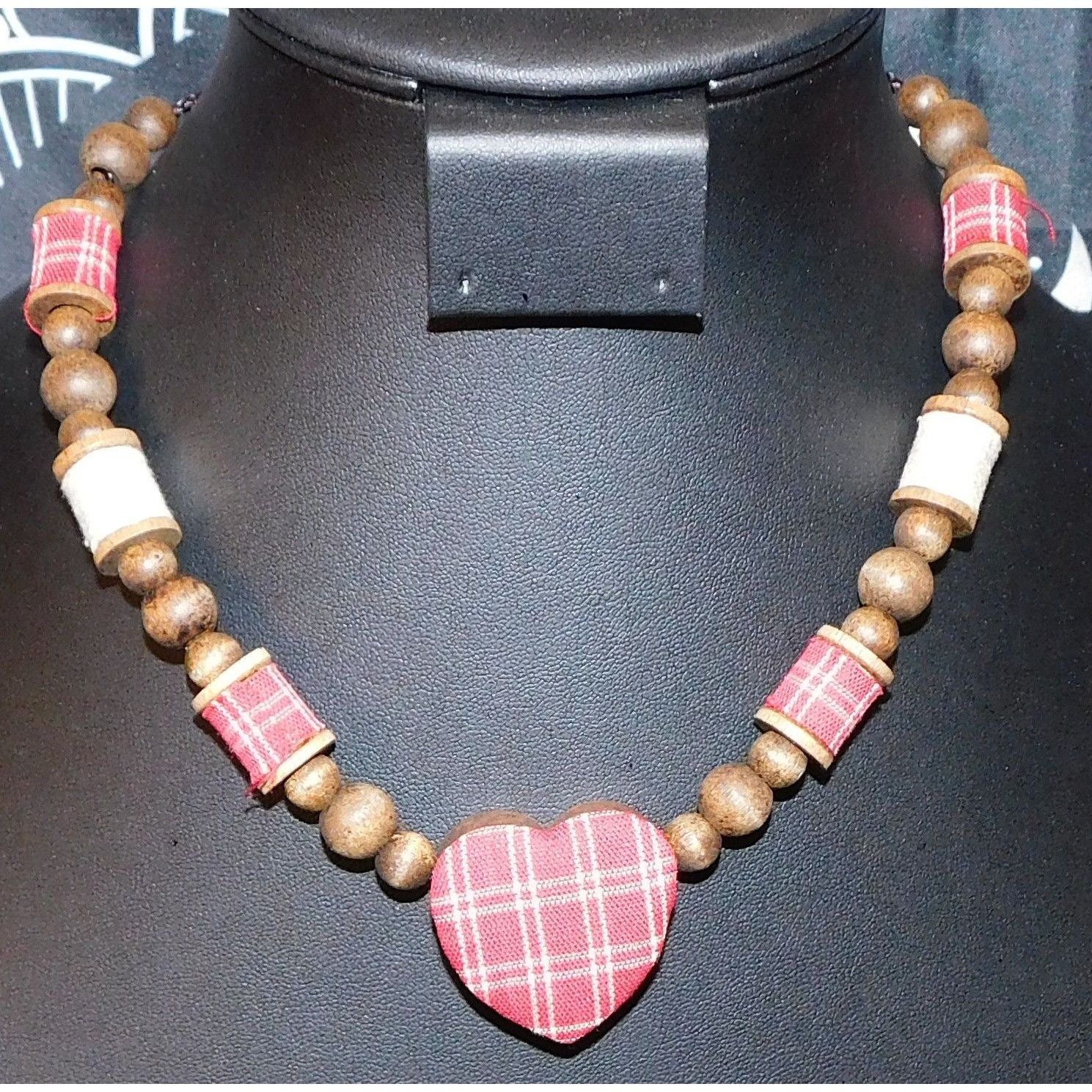 Other Rustic Plaid Heart Handmade Beaded Necklace Size ONE SIZE - 5 Thumbnail