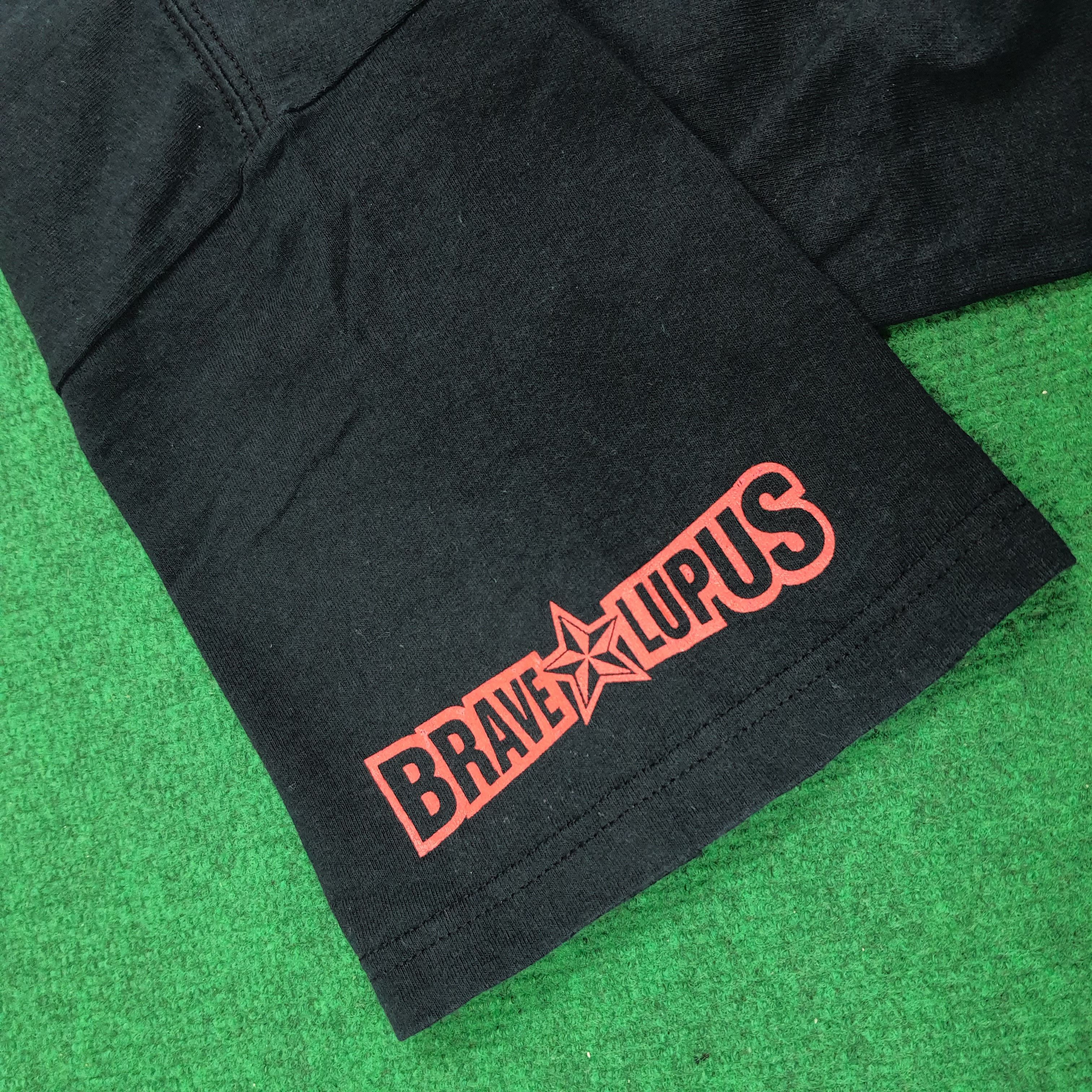 Canterbury of New Zealand × Vintage Vintage Canterbury Brave Lupus Rugby Football Club Tshirt Size US M / EU 48-50 / 2 - 5 Thumbnail