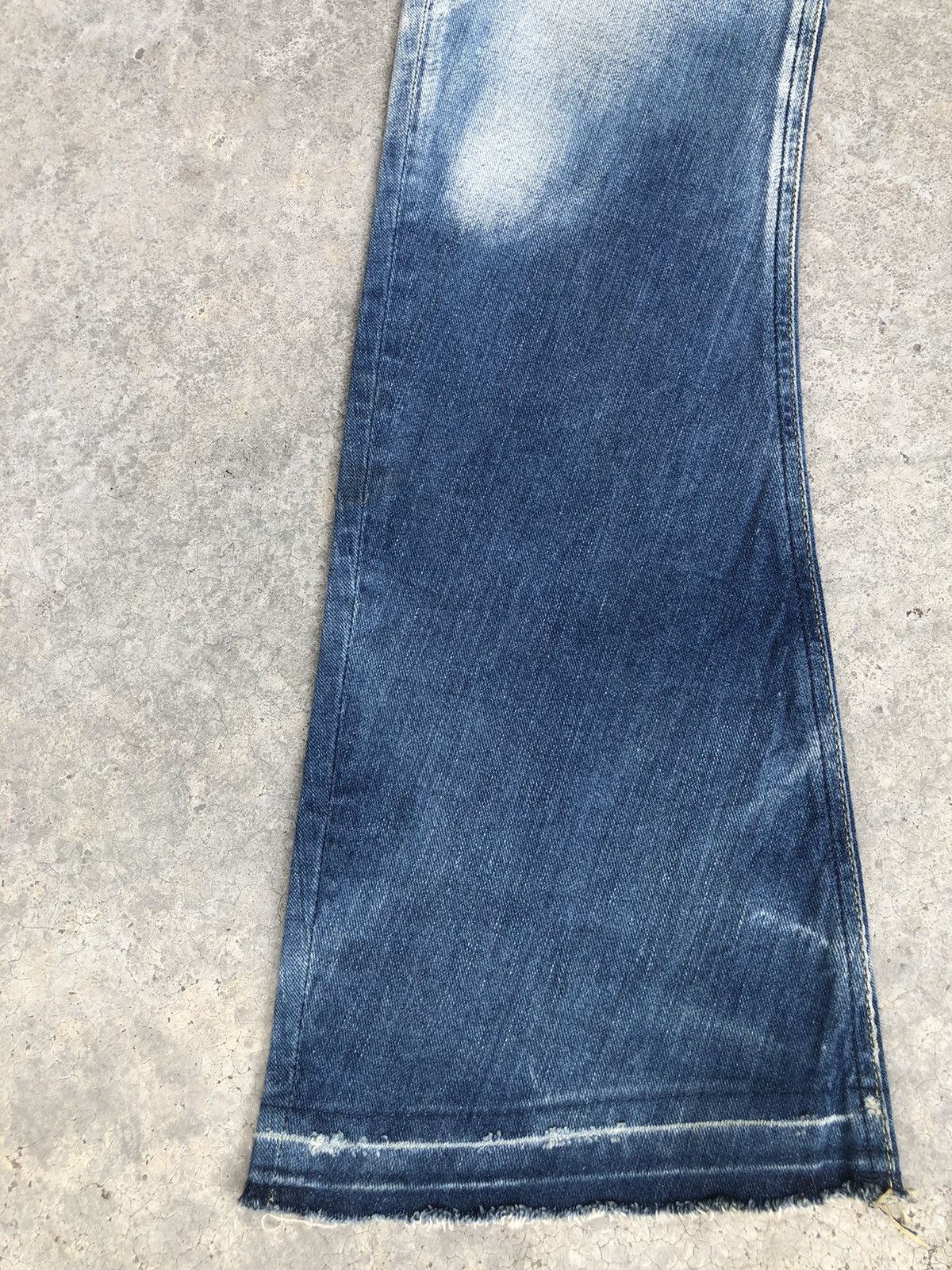 Lee Japanese Lee Flared Jeans Distressed Jeans Size US 32 / EU 48 - 6 Thumbnail