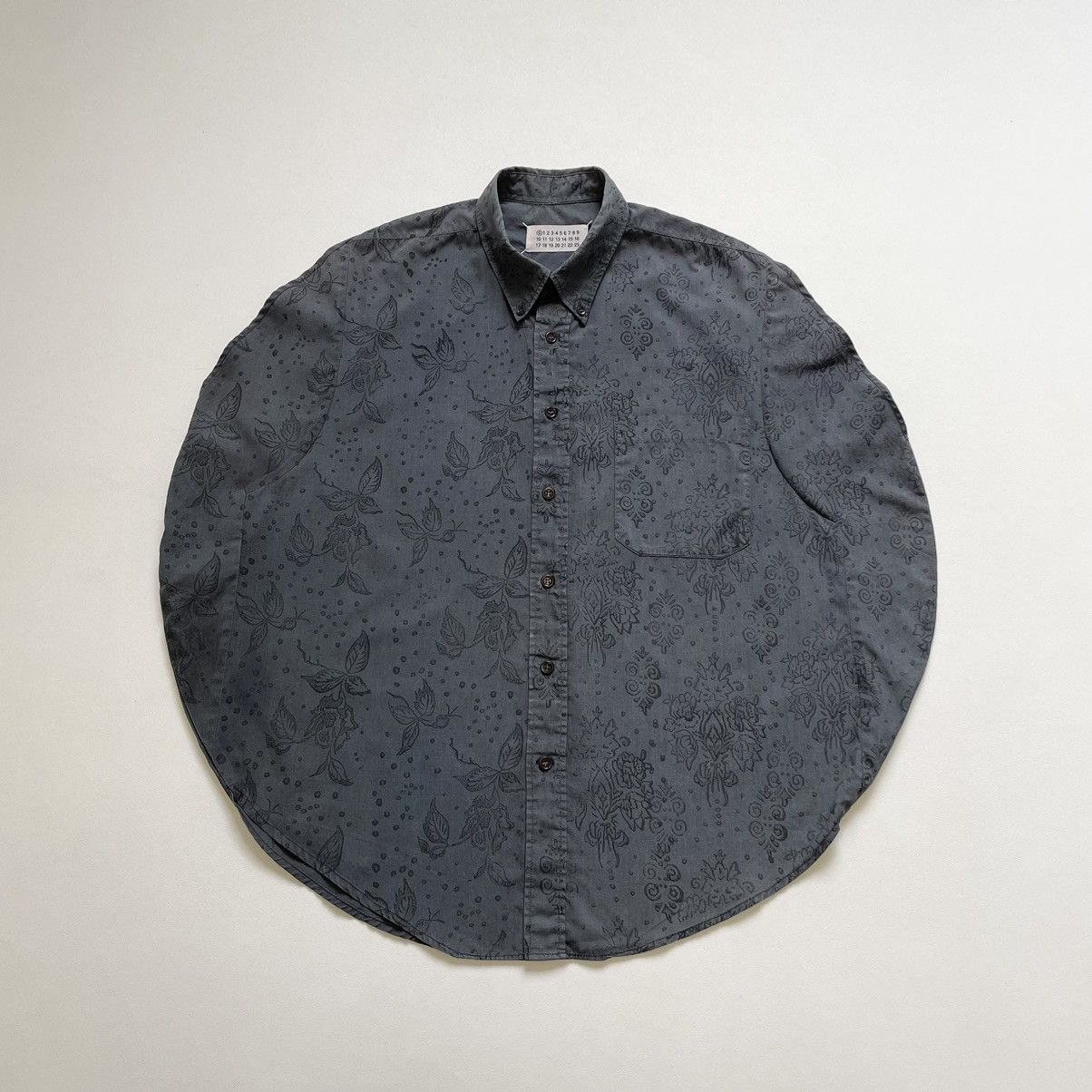Maison Margiela S/S 02 Artisanal Line 0 Circle Shirt Size US S / EU 44-46 / 1 - 24 Thumbnail