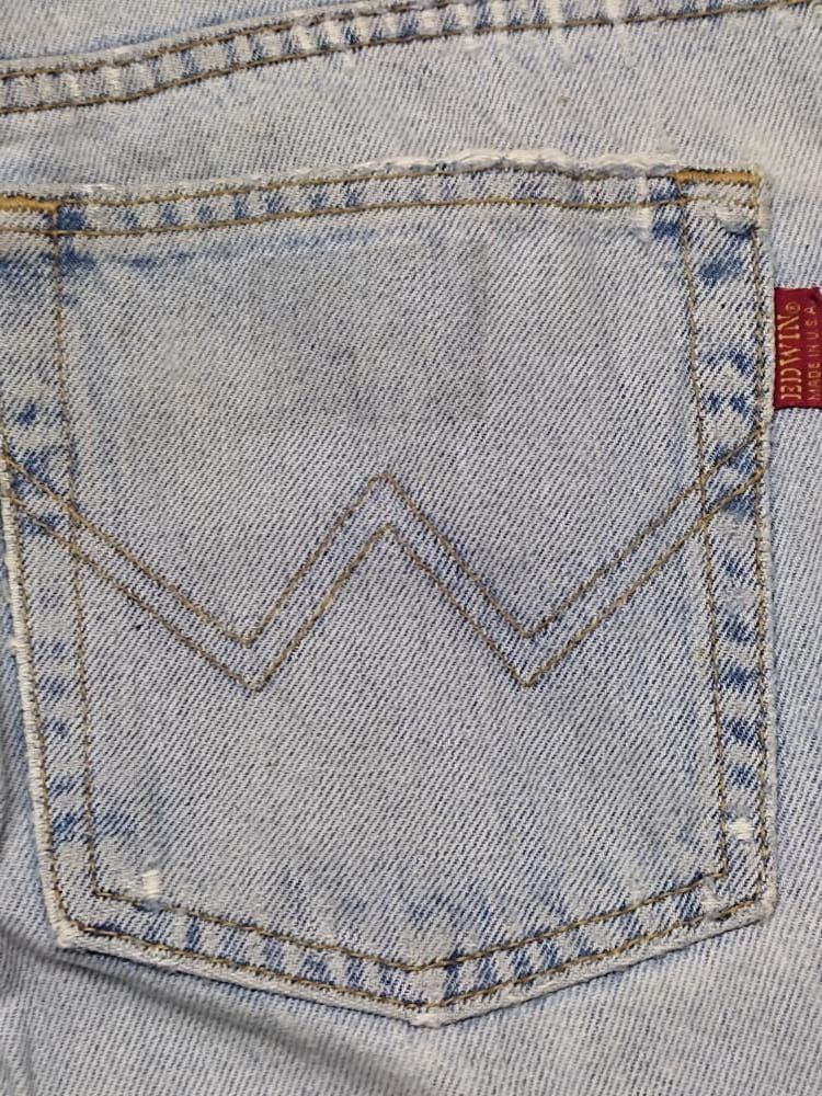 Edwin VINTAGE EDWIN DISTRESSED JEANS MADE IN USA Size US 33 - 10 Thumbnail