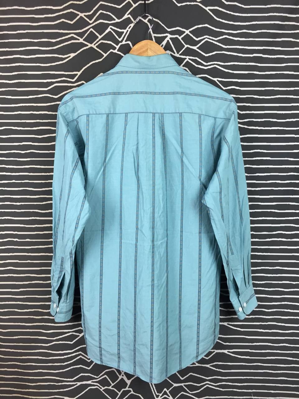Trussardi Vtg Trussardi Aztec Geometric Stripe Button Up Shirt Size 3 Size US L / EU 52-54 / 3 - 6 Thumbnail
