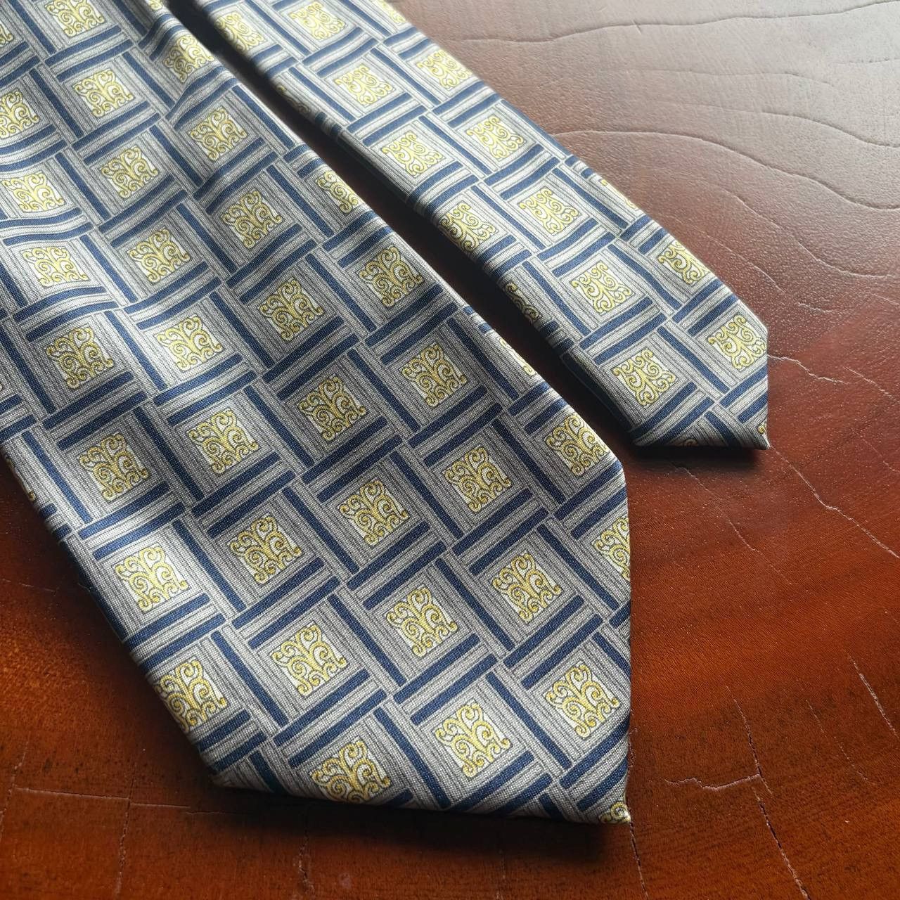 Pierre Balmain Pierre Balmain Paris PAR Vent Vent Necktie Size ONE SIZE - 4 Thumbnail