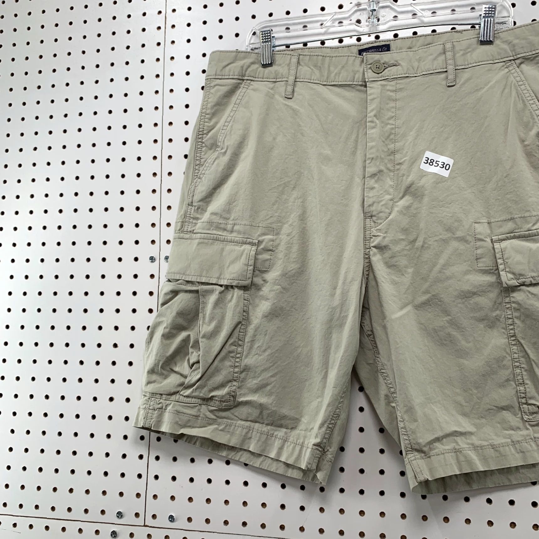 Levi's VINTAGE Levi's Cargo Shorts Mens 36x10 Ivory Utility Military Casual Outdoor Mens Cargo Shorts Pant Size US 36 / EU 52 - 3 Thumbnail