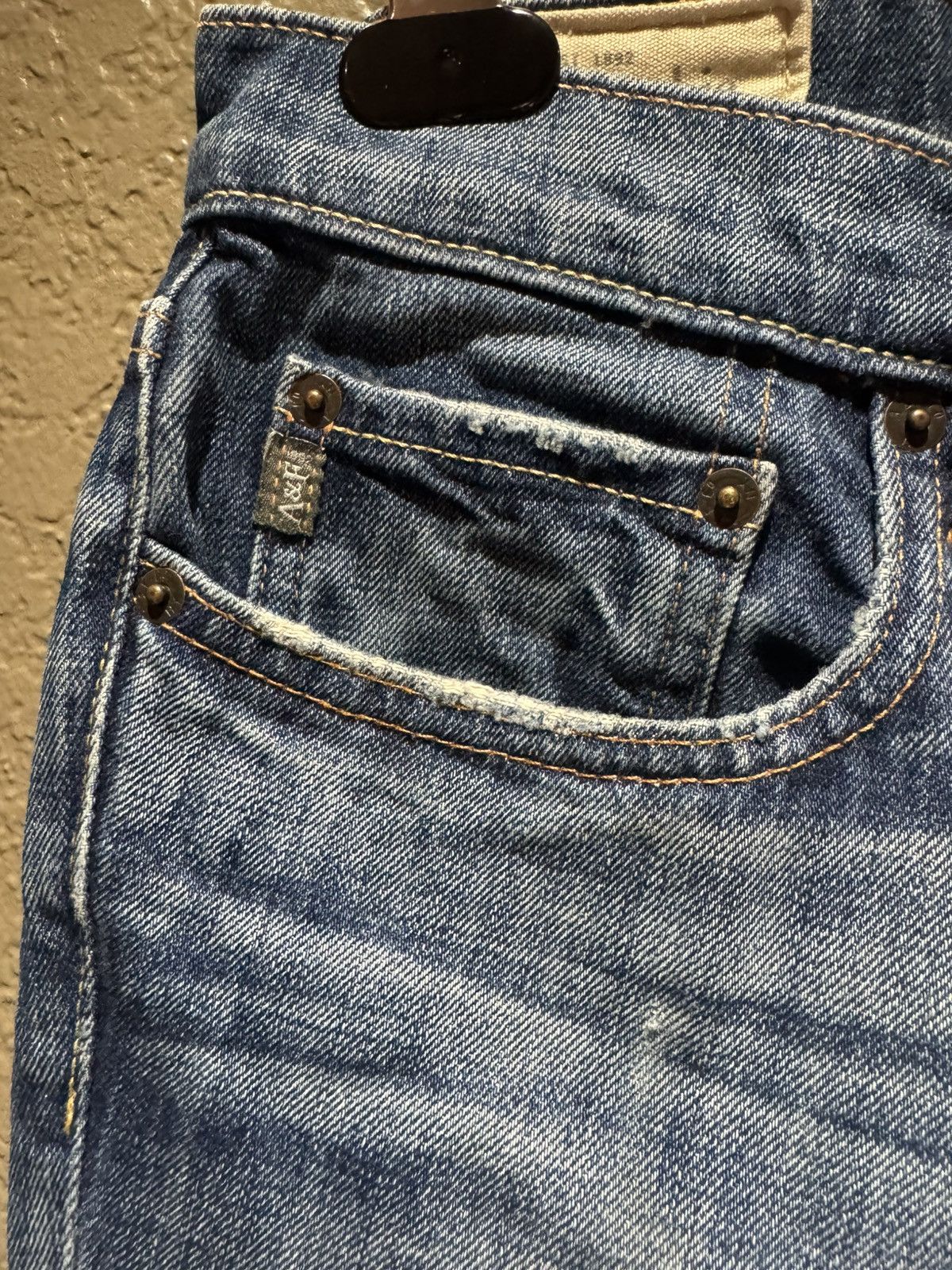 Abercrombie & Fitch Vintage 2000s Abercrombie and Fitch Blue Faded Denim Size US 30 / EU 46 - 2 Thumbnail