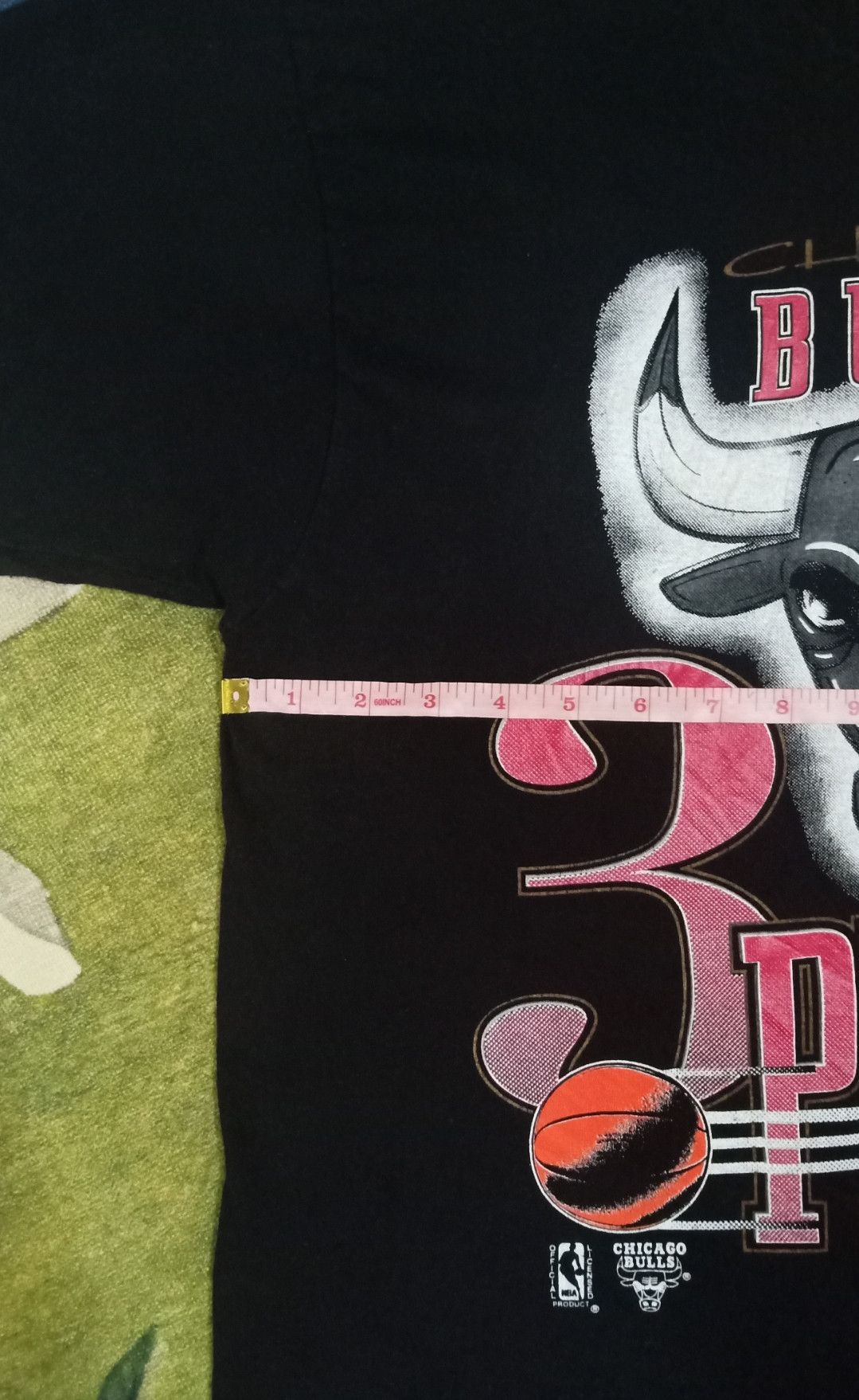 Fruit Of The Loom × NBA Vintage 90s Chicago Bulls 3 Peat NBA World Champions T-shirt Size US L / EU 52-54 / 3 - 16 Thumbnail