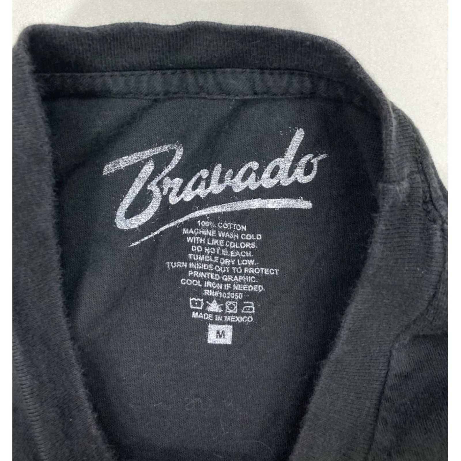 Bravado VINTAGE Bravado Guns N Roses Graphic T-shirt Women Medium Black Short Sleeve Crew Neck Pullover Casual Size M / US 6-8 / IT 42-44 - 4 Thumbnail
