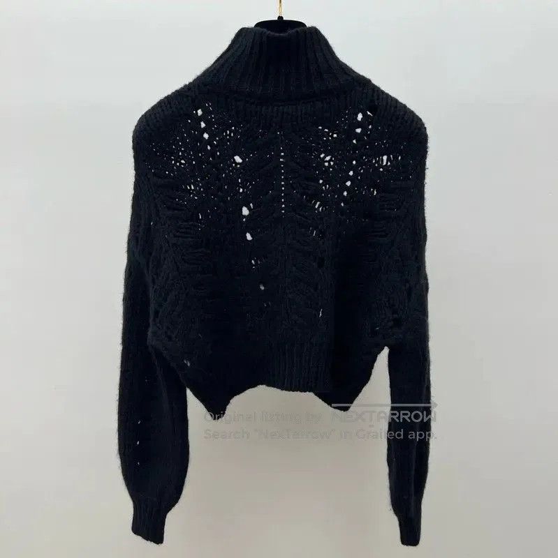 Chanel Chanel Black Cropped Sweater with Button Details . Size M / US 6-8 / IT 42-44 - 2 Thumbnail