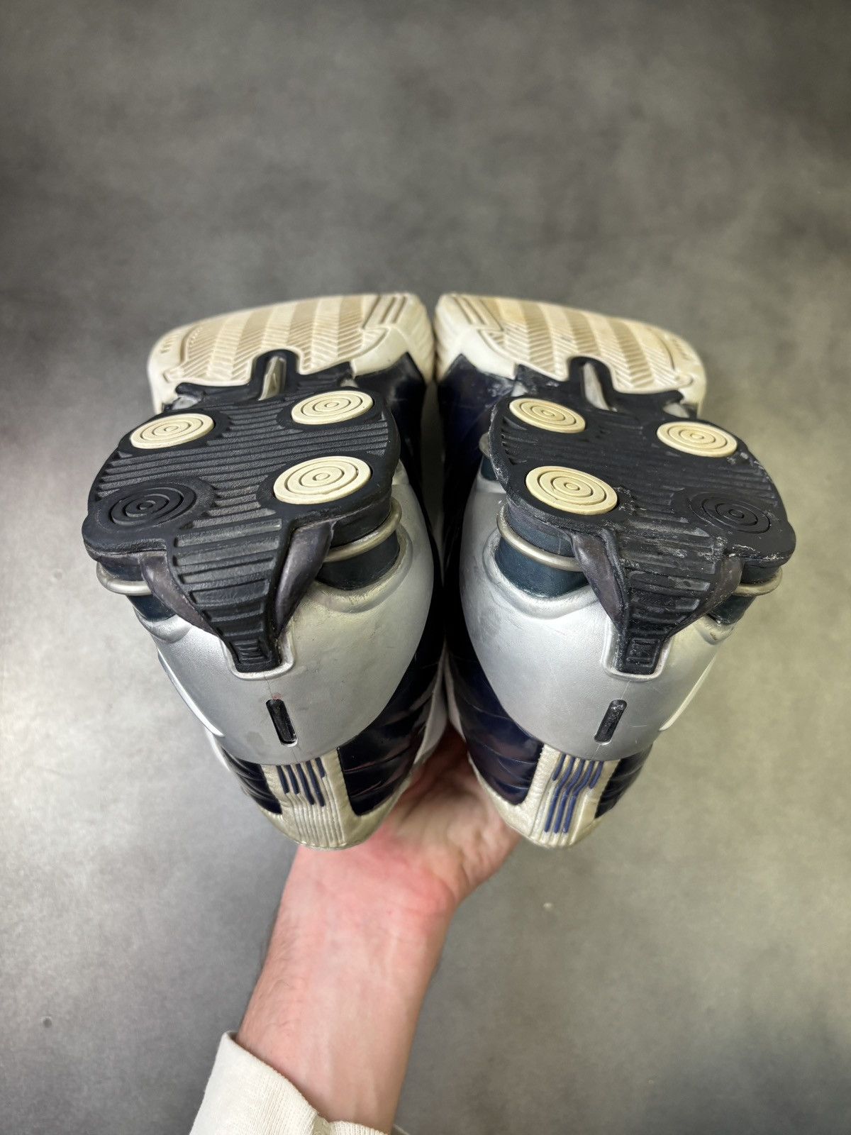 Nike × Vintage OG 2001 Nike Shox BB4 Vintage Nike Vince Carter Basketball Size US 10.5 / EU 43-44 - 17 Thumbnail
