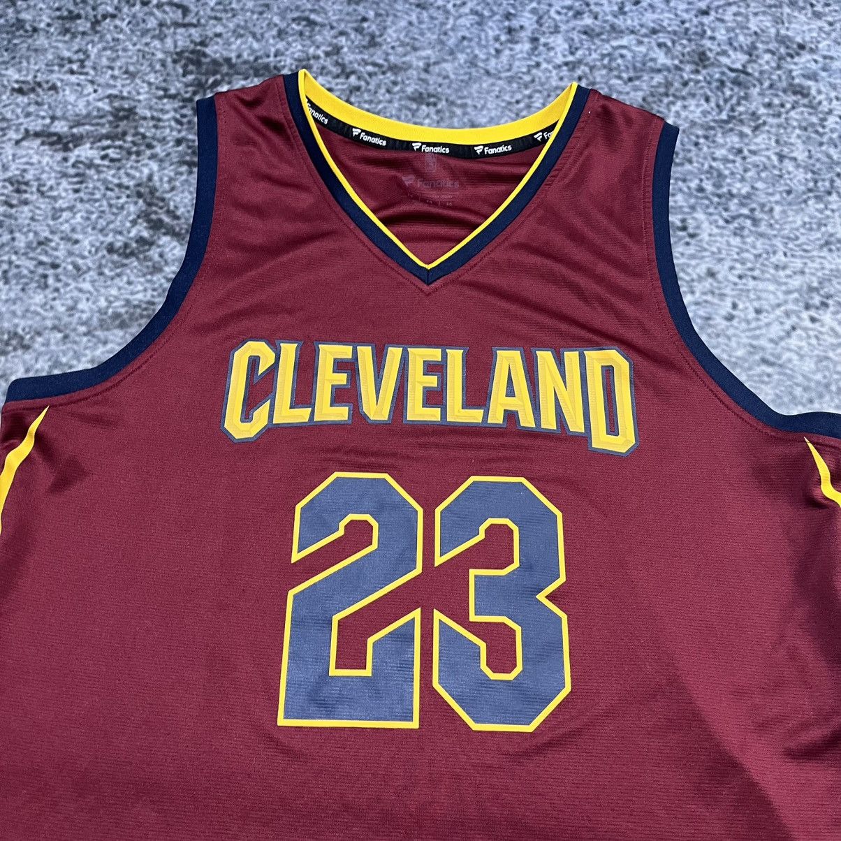 NBA Lebron James Cleveland Cavaliers #23 Home Jersey Size Medium Size US M / EU 48-50 / 2 - 5 Thumbnail
