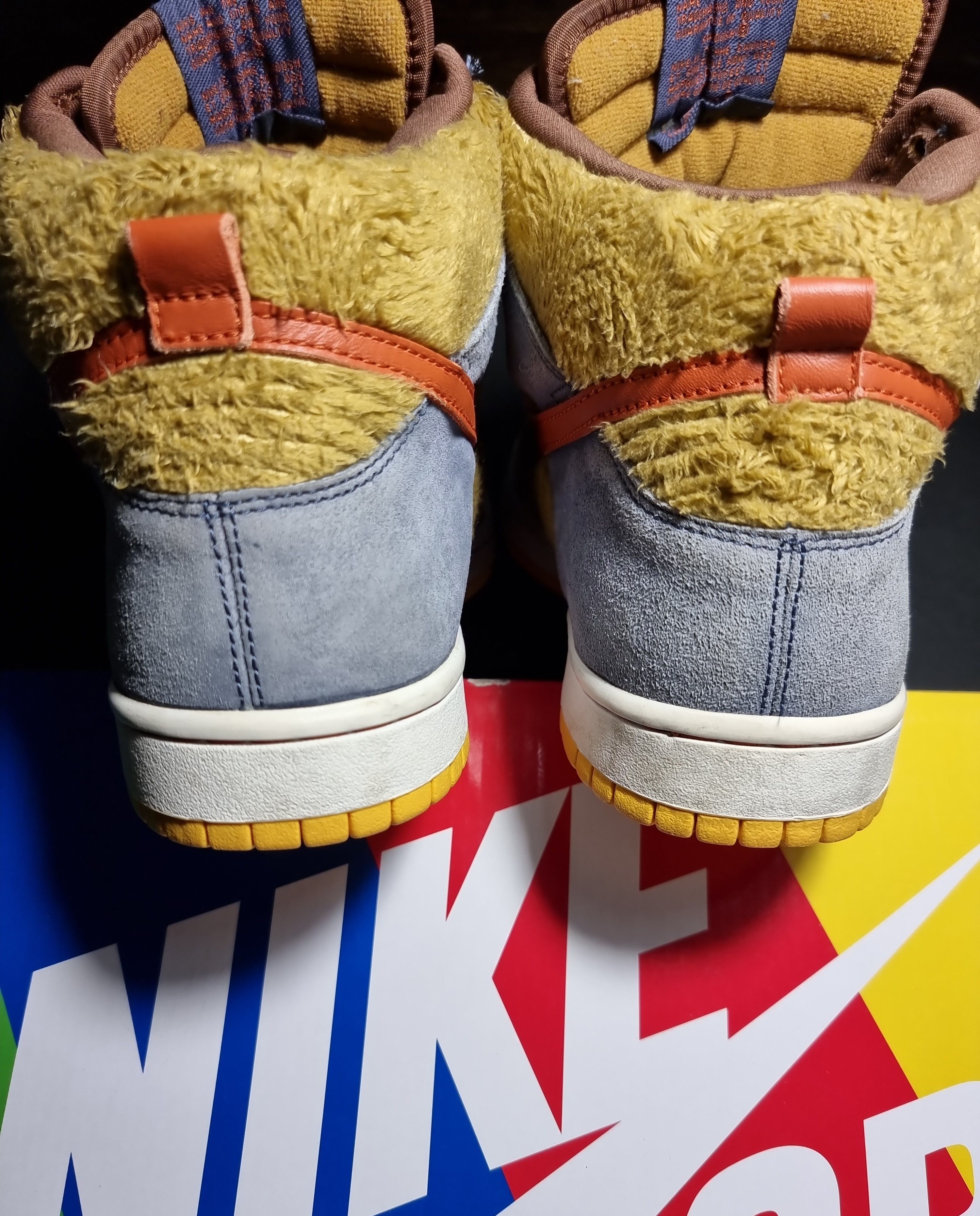Nike SB Nike SB Dunk High Papa Bear Size US 9.5 / EU 42-43 - 8 Thumbnail