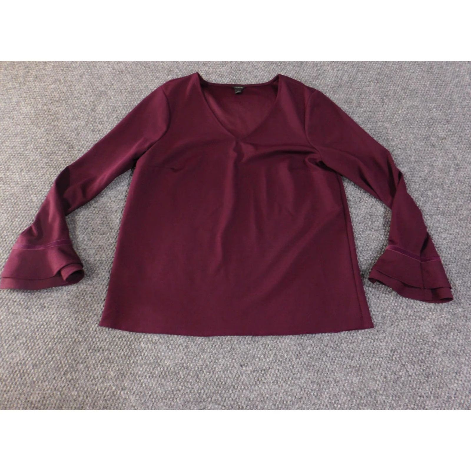 Ann Taylor VINTAGE Ann Taylor Shirt Womens Large Burgundy V Neck Bell Sleeve Ruffle Cuffs Stretch Size L / US 10 / IT 46 - 2 Thumbnail