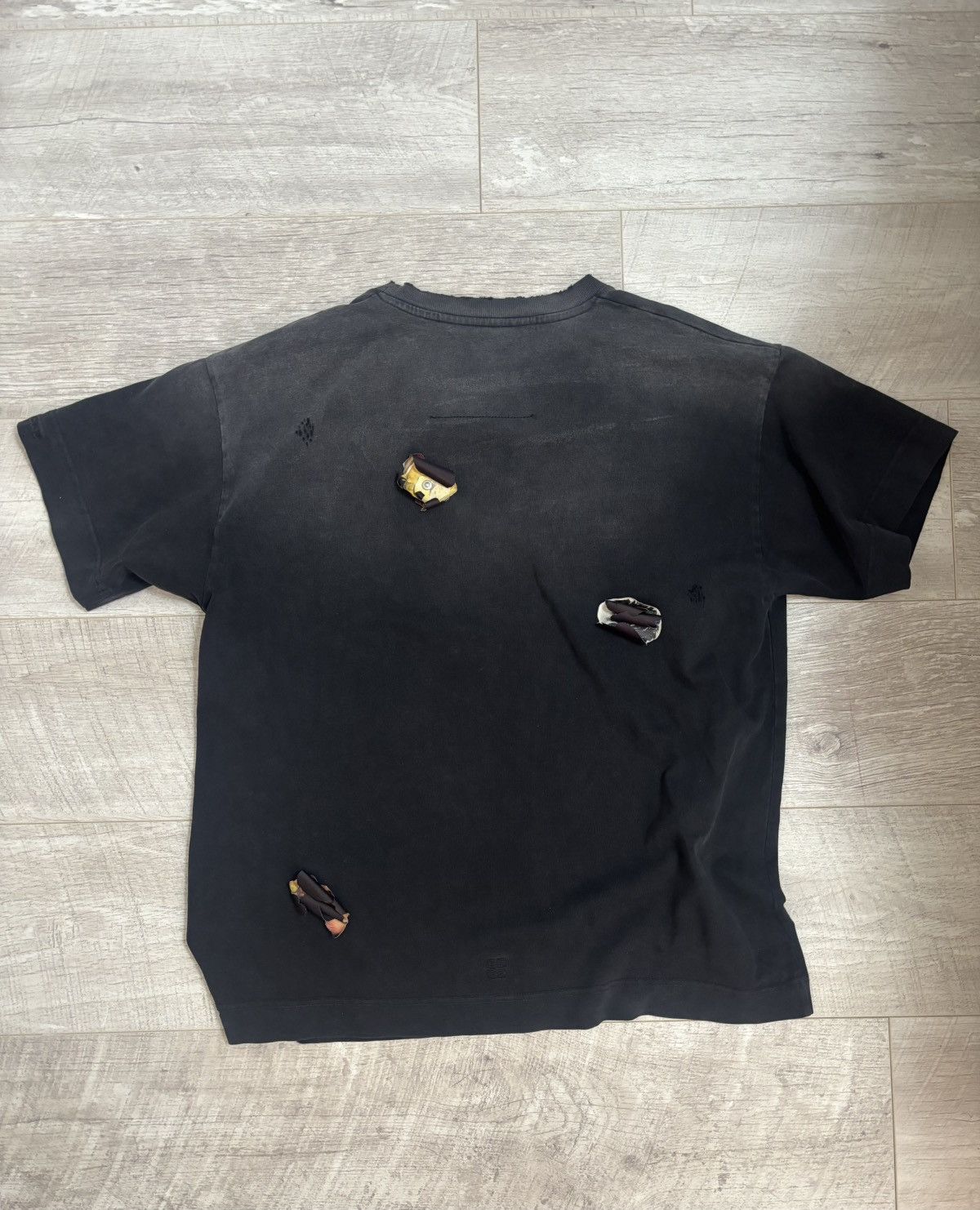 Givenchy Givenchy FW23 T-Shirt Size US S / EU 44-46 / 1 - 5 Thumbnail