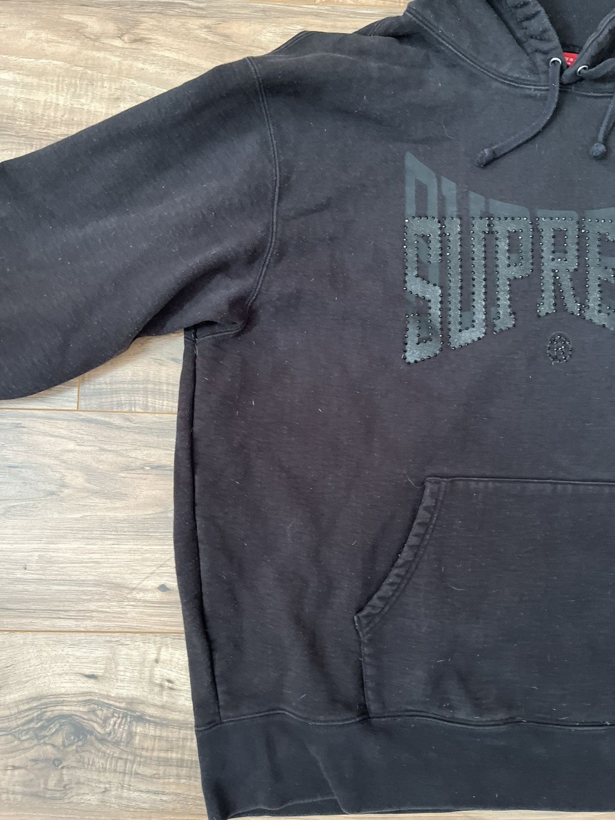 Supreme Supreme Rhinestone Shadow Hooded Sweatshirt Size US XL / EU 56 / 4 - 11 Thumbnail