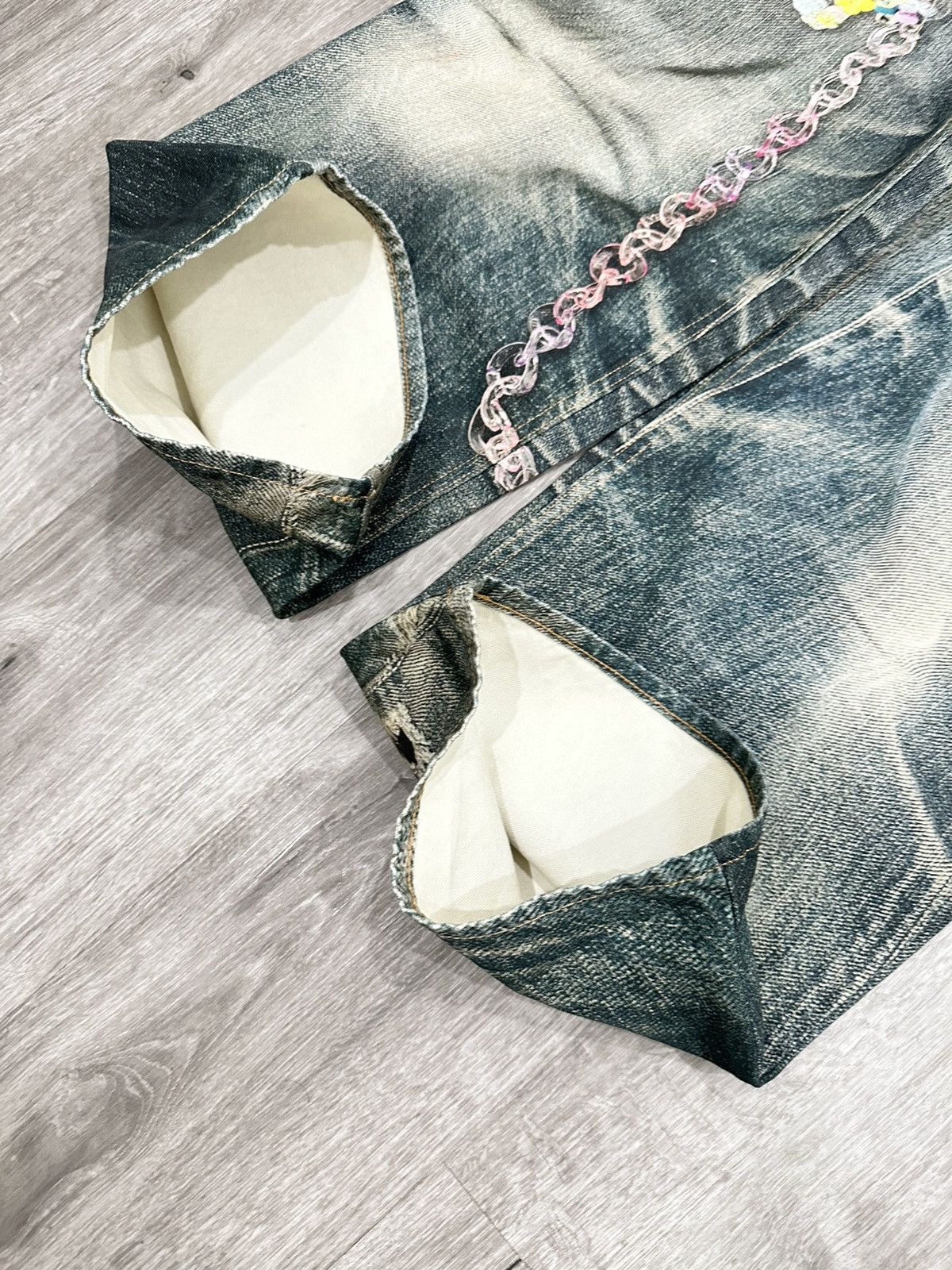 Acne Studios Acne Studios 1981 Trompe L’oeil Kawaii Keychain Jeans Size US 29 - 13 Thumbnail