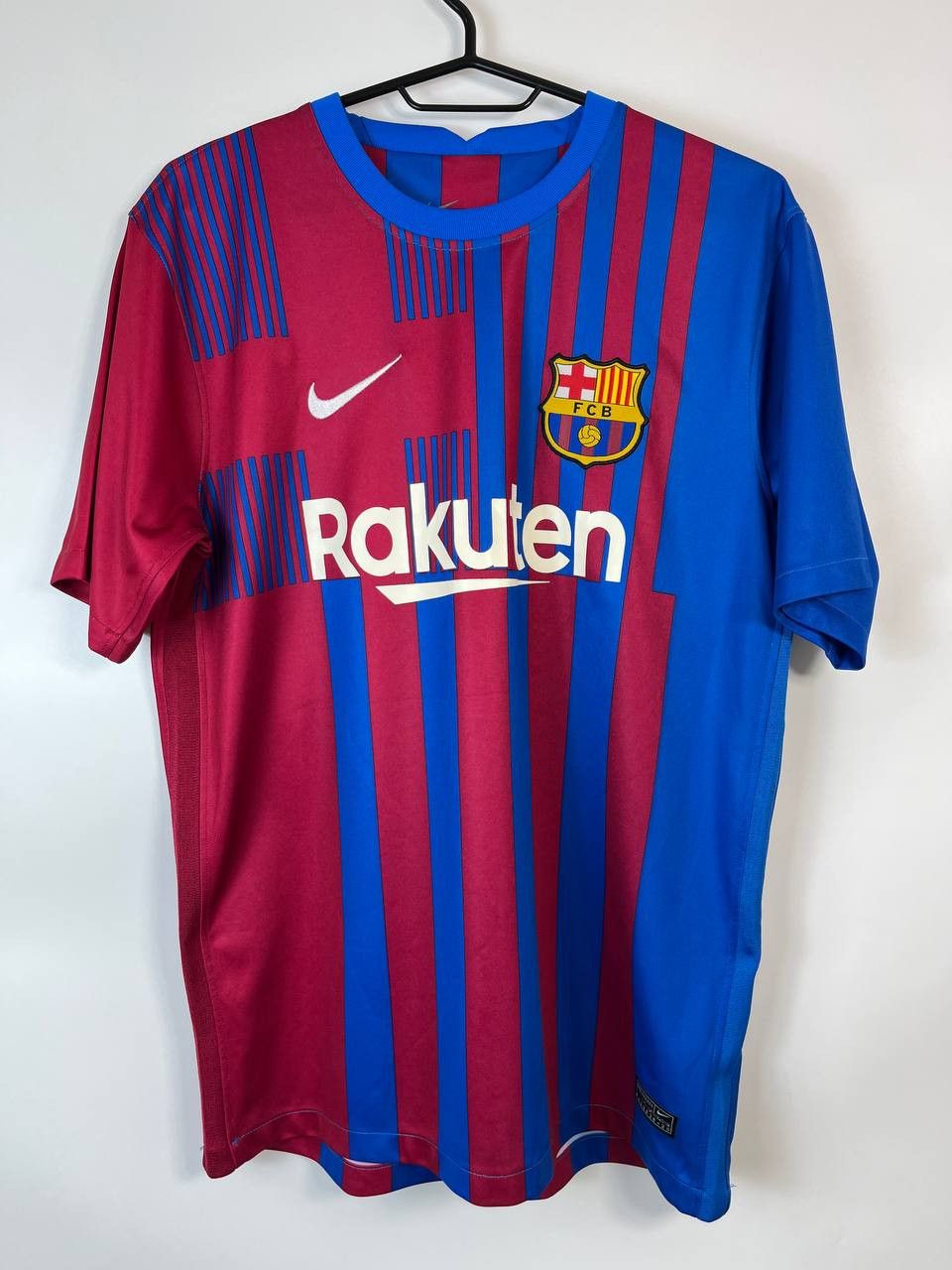 Nike FC BARCELONA 2021 2022 HOME SHIRT JERSEY CV7891-428 SIZE S Size US S / EU 44-46 / 1 - 1 Thumbnail