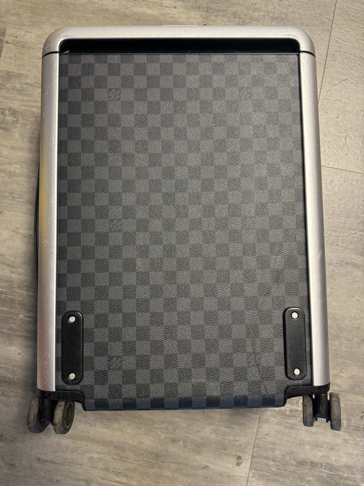 Louis Vuitton Louis Vuitton Horizon 55 Graphite Size ONE SIZE - 8 Thumbnail