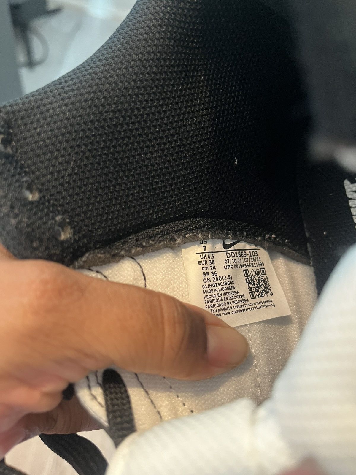 Nike Nike’s for sale Size US 7 / IT 37 - 6 Thumbnail