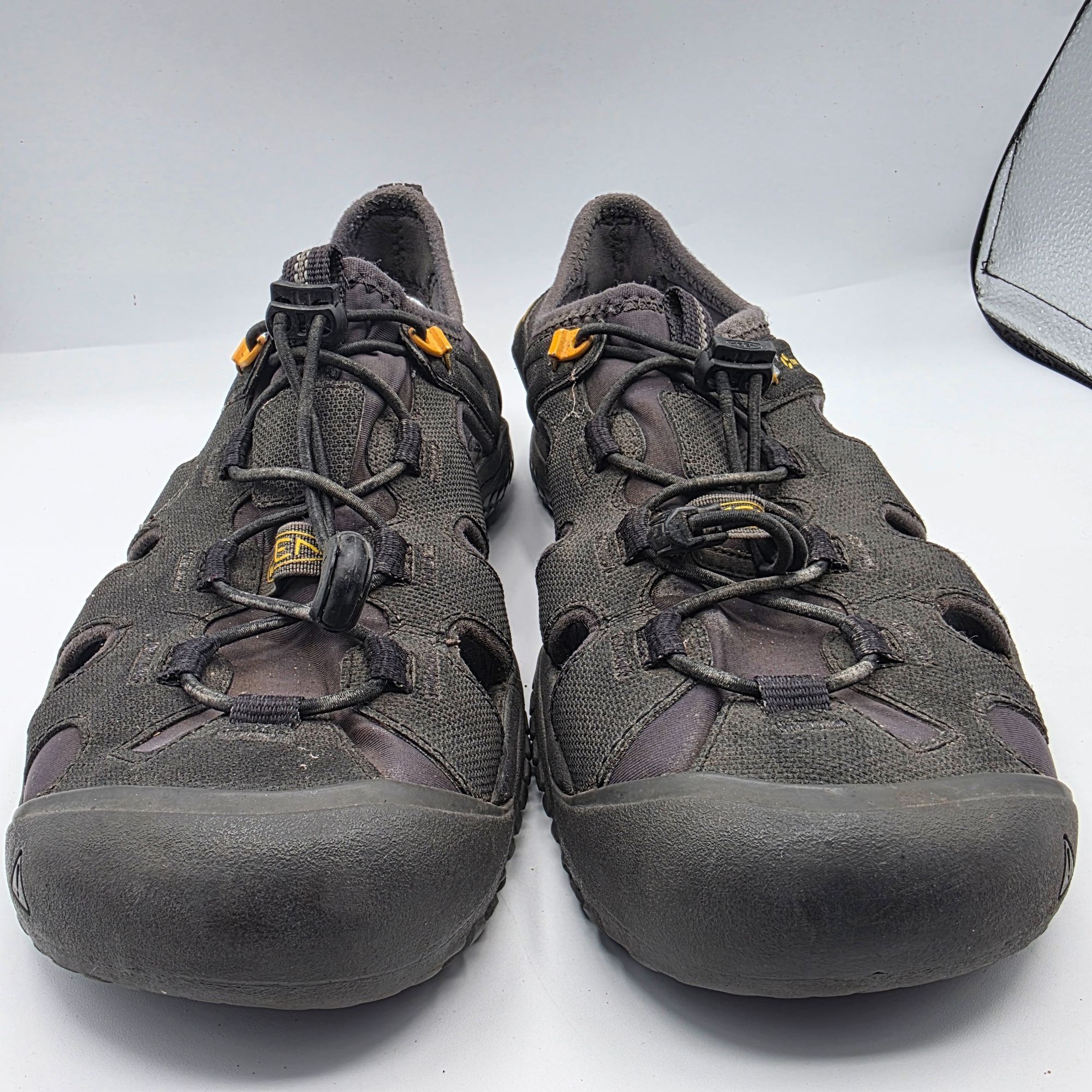 KEEN Keen SOLR Mens Size 8.5 Black Sandals Sport Water Slip On Cl Size US 8.5 / EU 41-42 - 2 Thumbnail