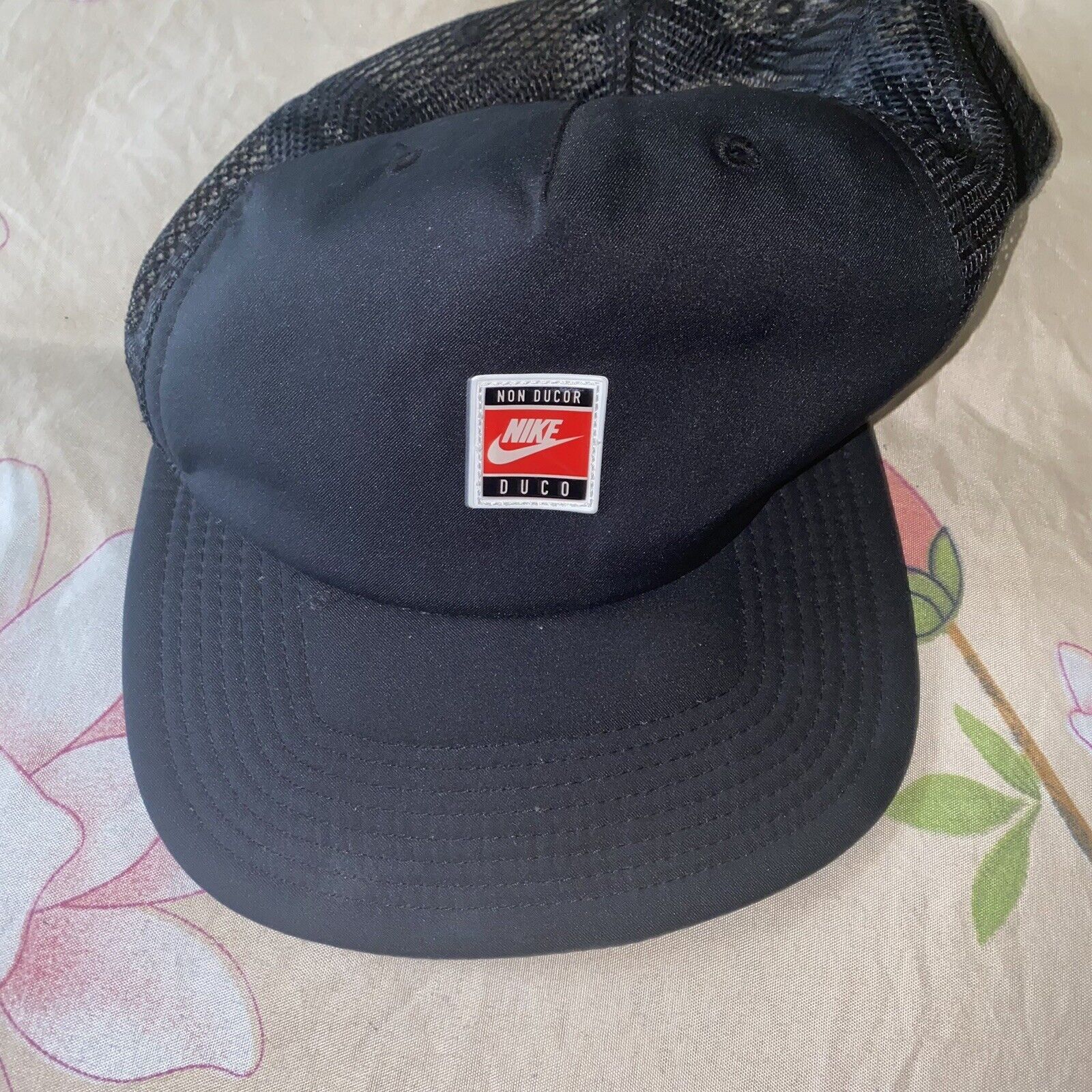 Nike Nike Trucker Hat Non Ducor Duco Black Snapback Mesh Back Size ONE SIZE - 2 Thumbnail