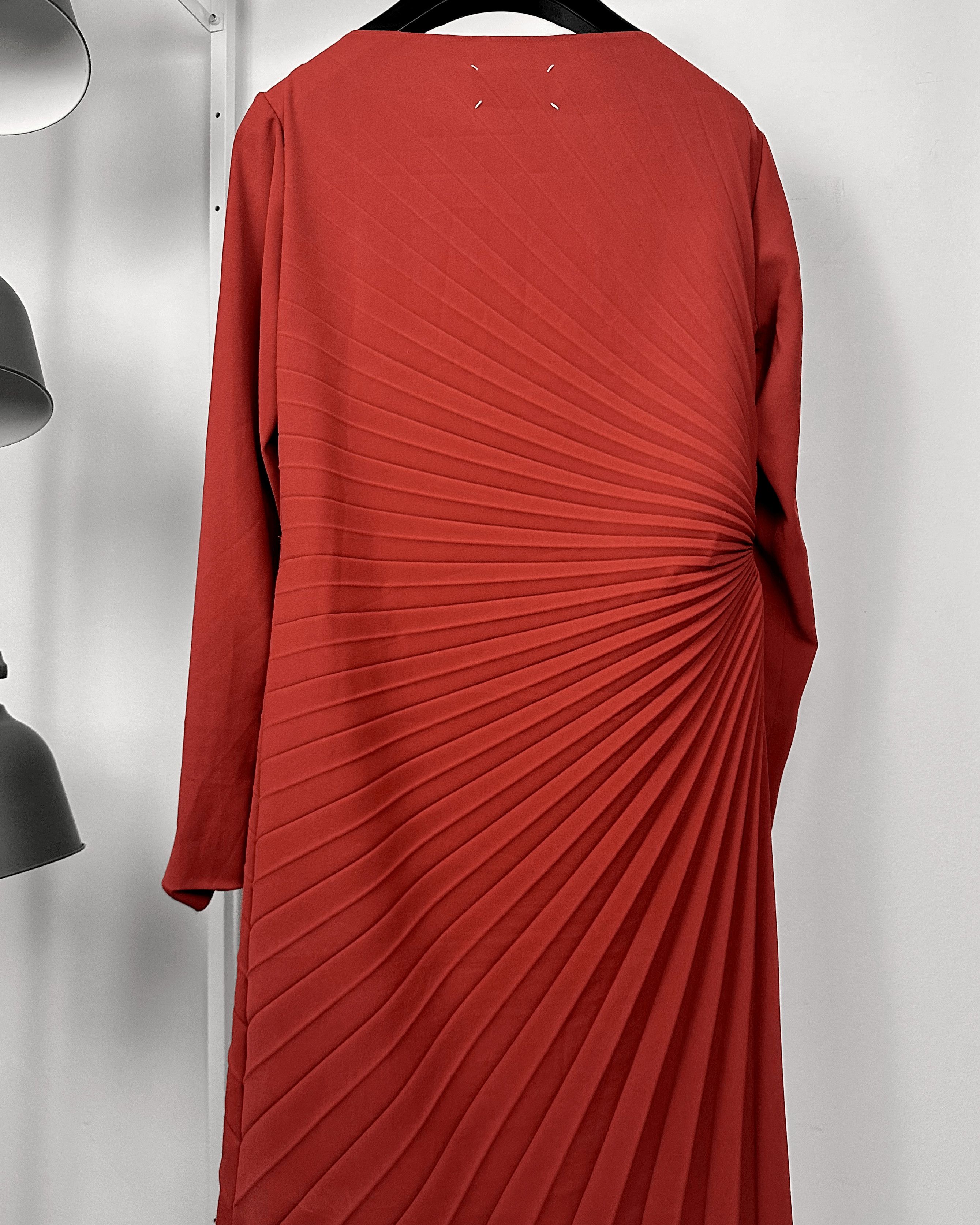 Maison Margiela Maison Martin Margiela Plisse Dress Size M / US 6-8 / IT 42-44 - 5 Thumbnail