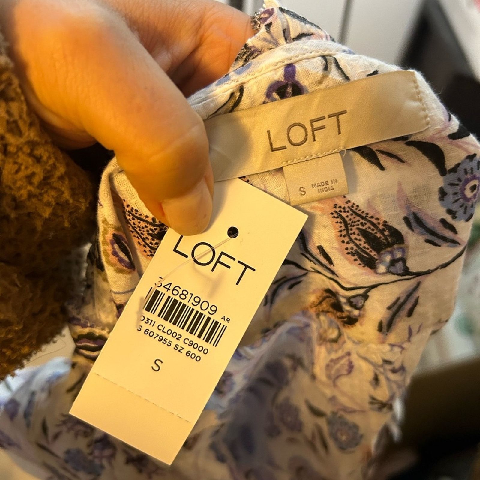 Loft NWT Loft Floral Ruffle Yoke Tie Neck Top Size S / US 4 / IT 40 - 3 Thumbnail