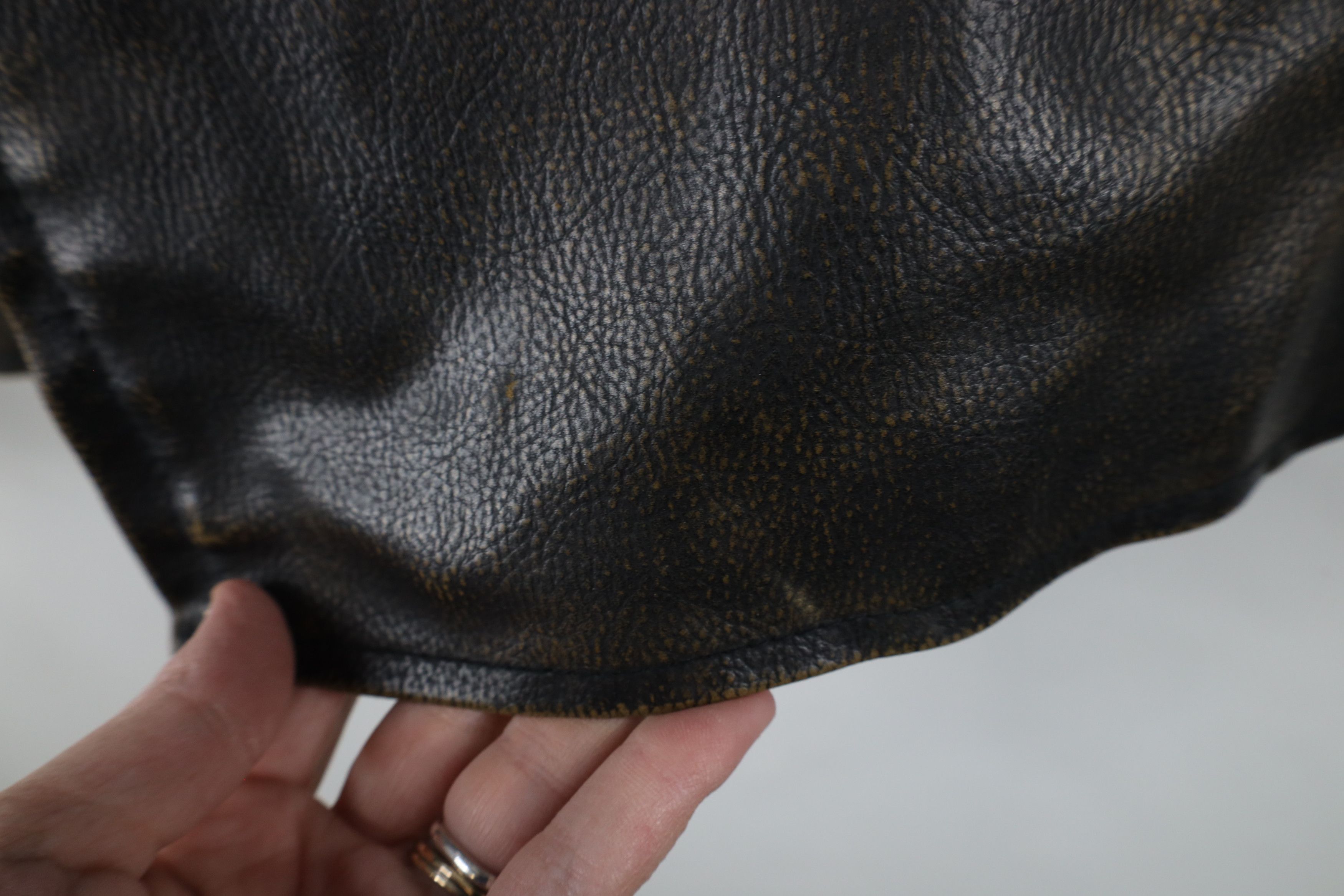 Vintage Vintage 90s Y2K Streetwear Faux Leather Quilted Moto Jacket Size US L / EU 52-54 / 3 - 7 Thumbnail
