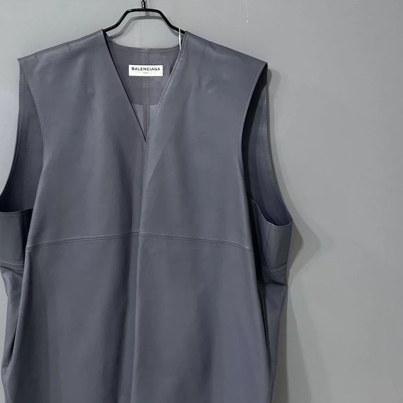 Balenciaga Balenciaga Sleeveless leather vest 2502-Nextarrow Size 36R - 2 Thumbnail