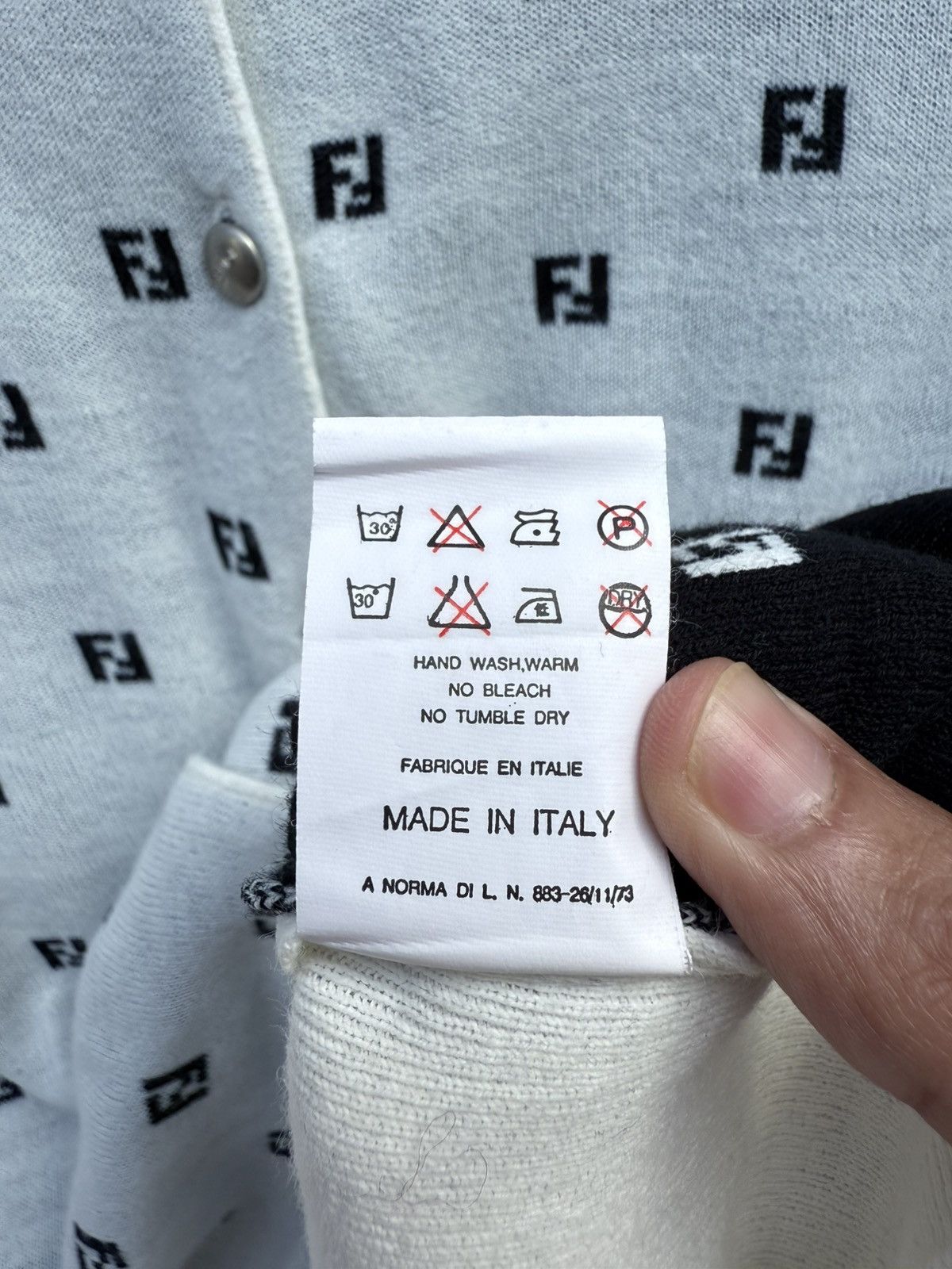 Fendi Vintage FENDI "mare" Monogram Zucca FF Women Cardigan Size M / US 6-8 / IT 42-44 - 8 Thumbnail