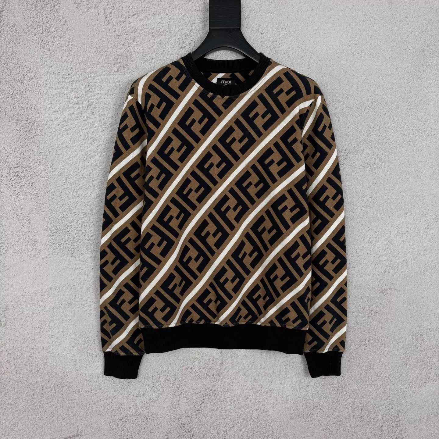 Fendi Brown Patterned Long Sleeve Sweatshirt S Size US S / EU 44-46 / 1 - 1 Thumbnail