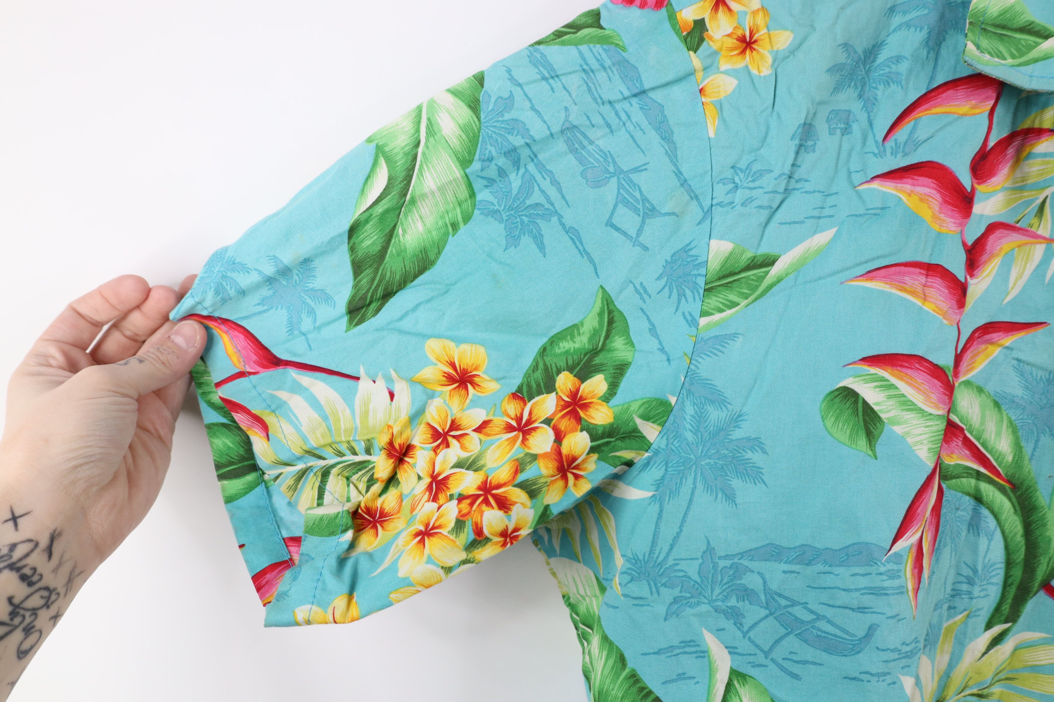 Vintage Vintage 90s Streetwear Flower Luau Hawaiian Button Shirt USA Size US XL / EU 56 / 4 - 7 Thumbnail