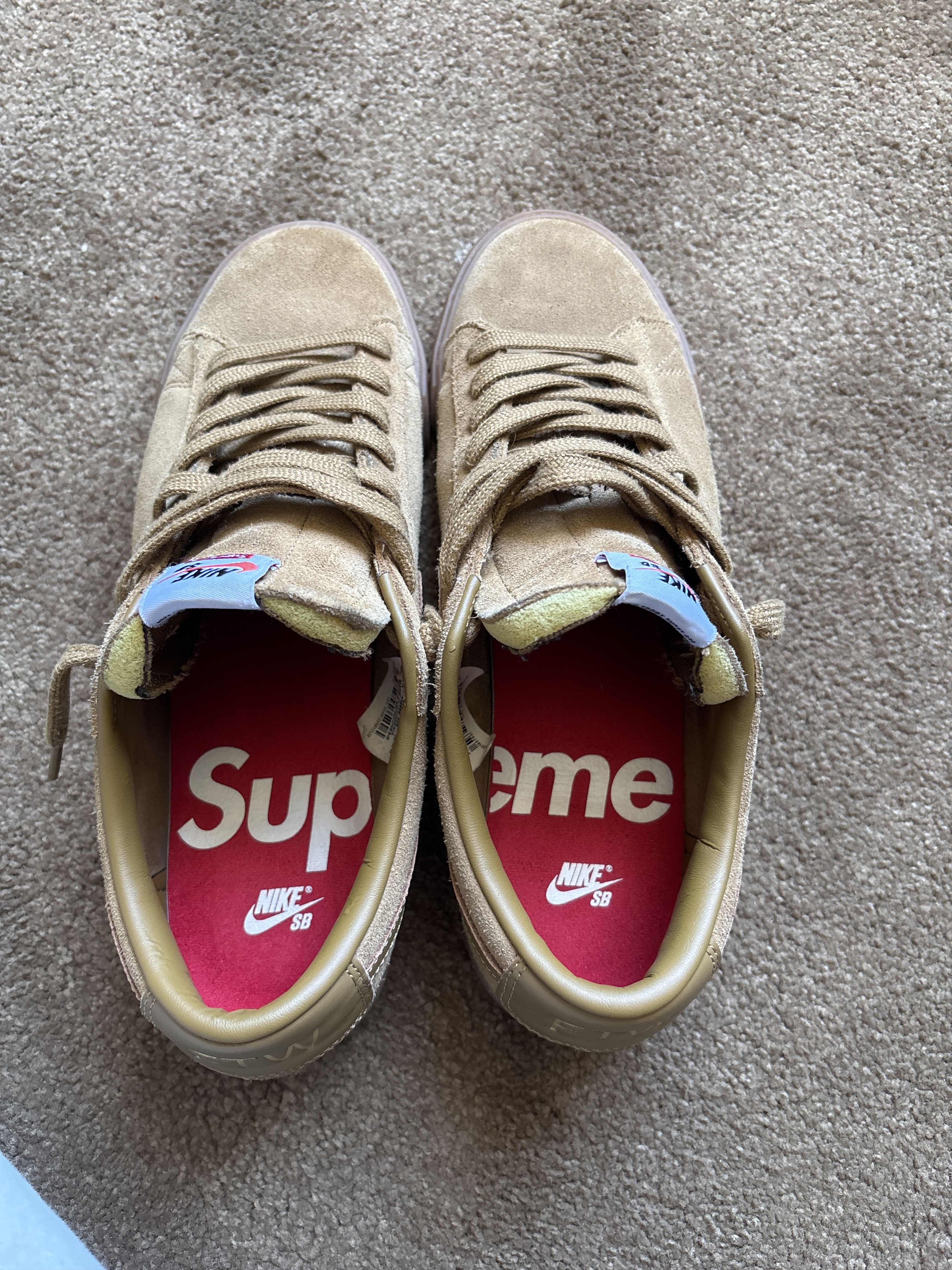 Nike × Supreme Supreme x Nike SB blazer low GT QS ‘Golden Beige’ Size US 10.5 / EU 43-44 - 8 Thumbnail