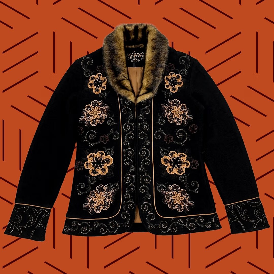 Vintage Icelandic Design Jacket Womens S Black Floral Embroidered Wool Faux Fur Collar Size S / US 4 / IT 40 - 1 Thumbnail