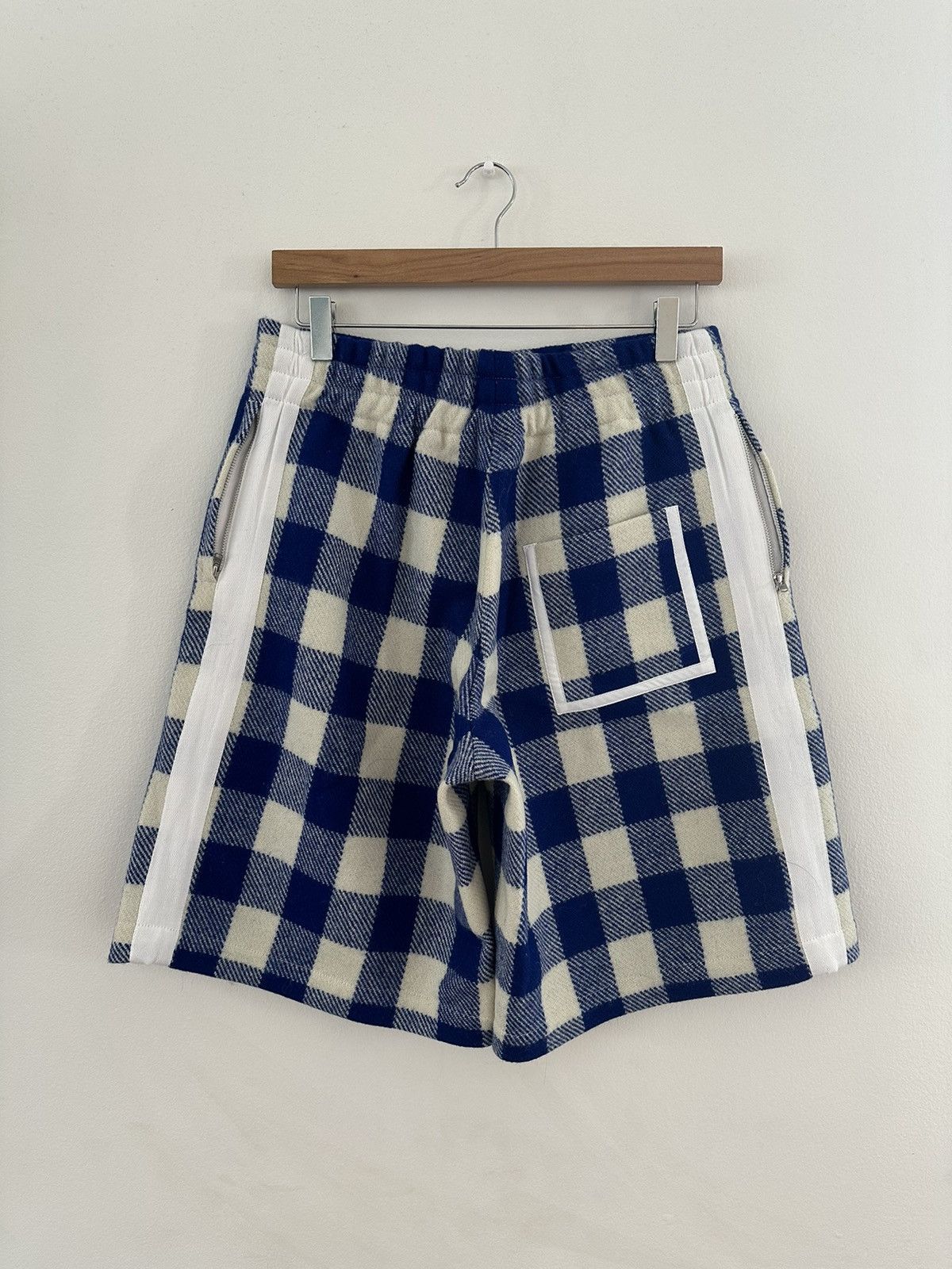 Daniel W. Fletcher Danielle W. Fletcher shorts. Size US 30 / EU 46 - 2 Thumbnail