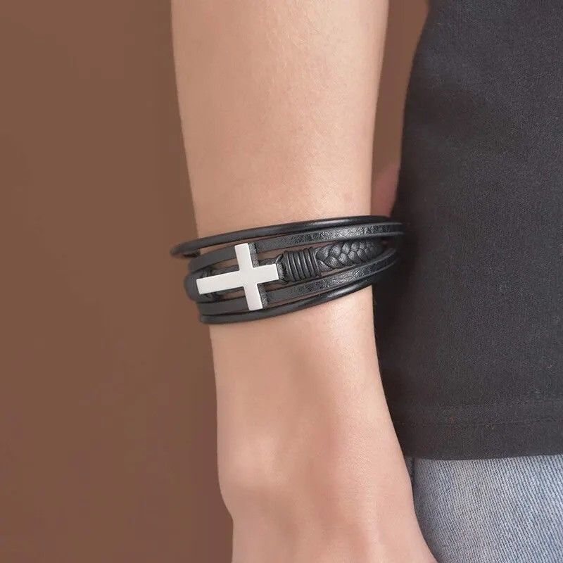 Jewelry × Vintage Multi Layer Braided Leather Cross Bracelet Size ONE SIZE - 1 Thumbnail