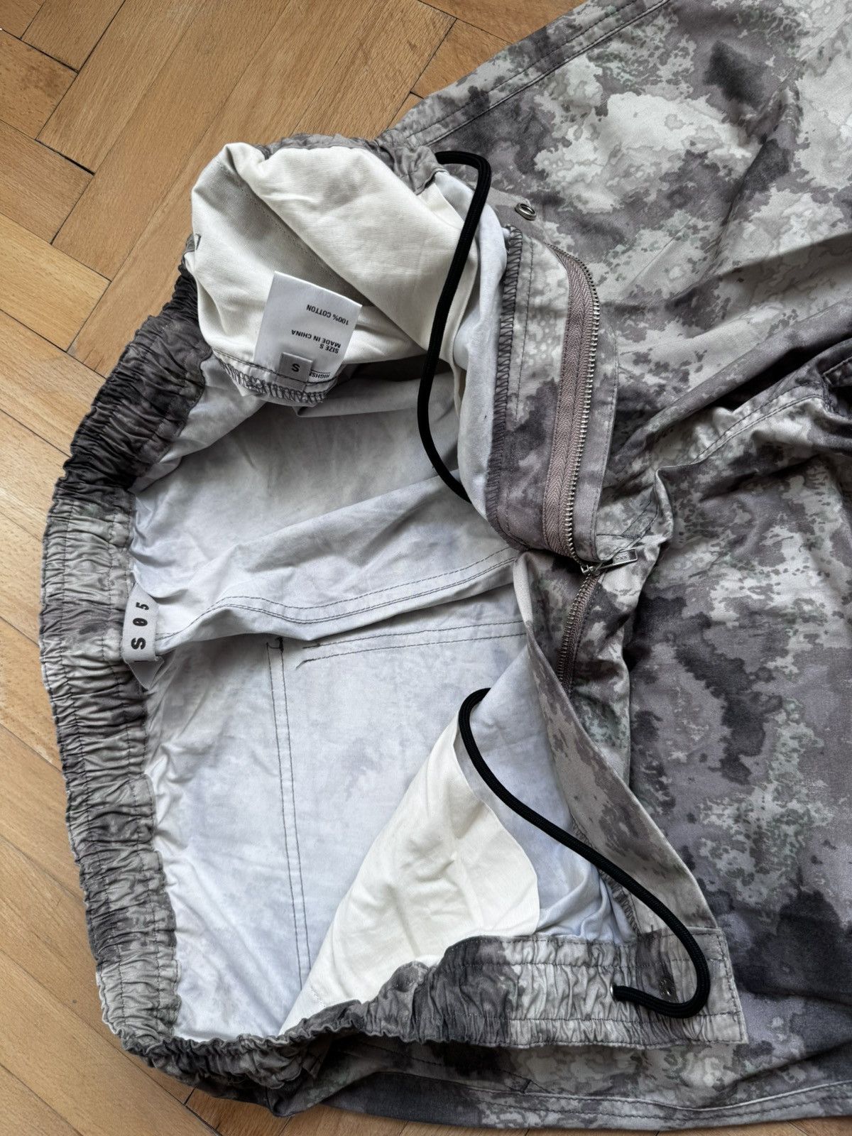 Highsnobiety Highsnobiety parachute pants Size US 30 / EU 46 - 6 Thumbnail