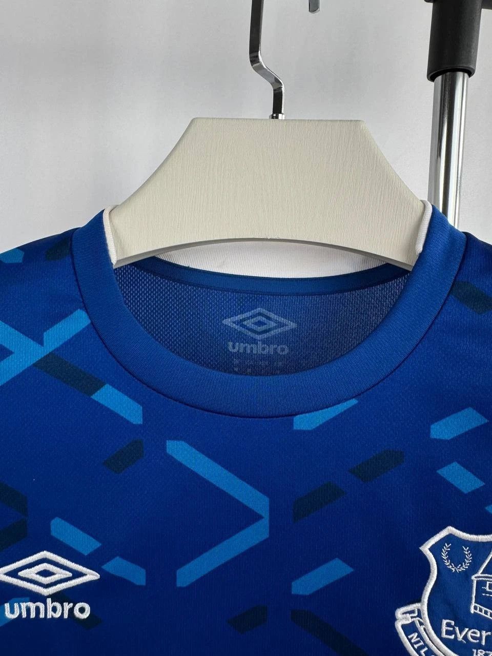 Umbro Umbro Everton Home Jersey 2017-2018 Lampas color blue Size US L / EU 52-54 / 3 - 7 Thumbnail