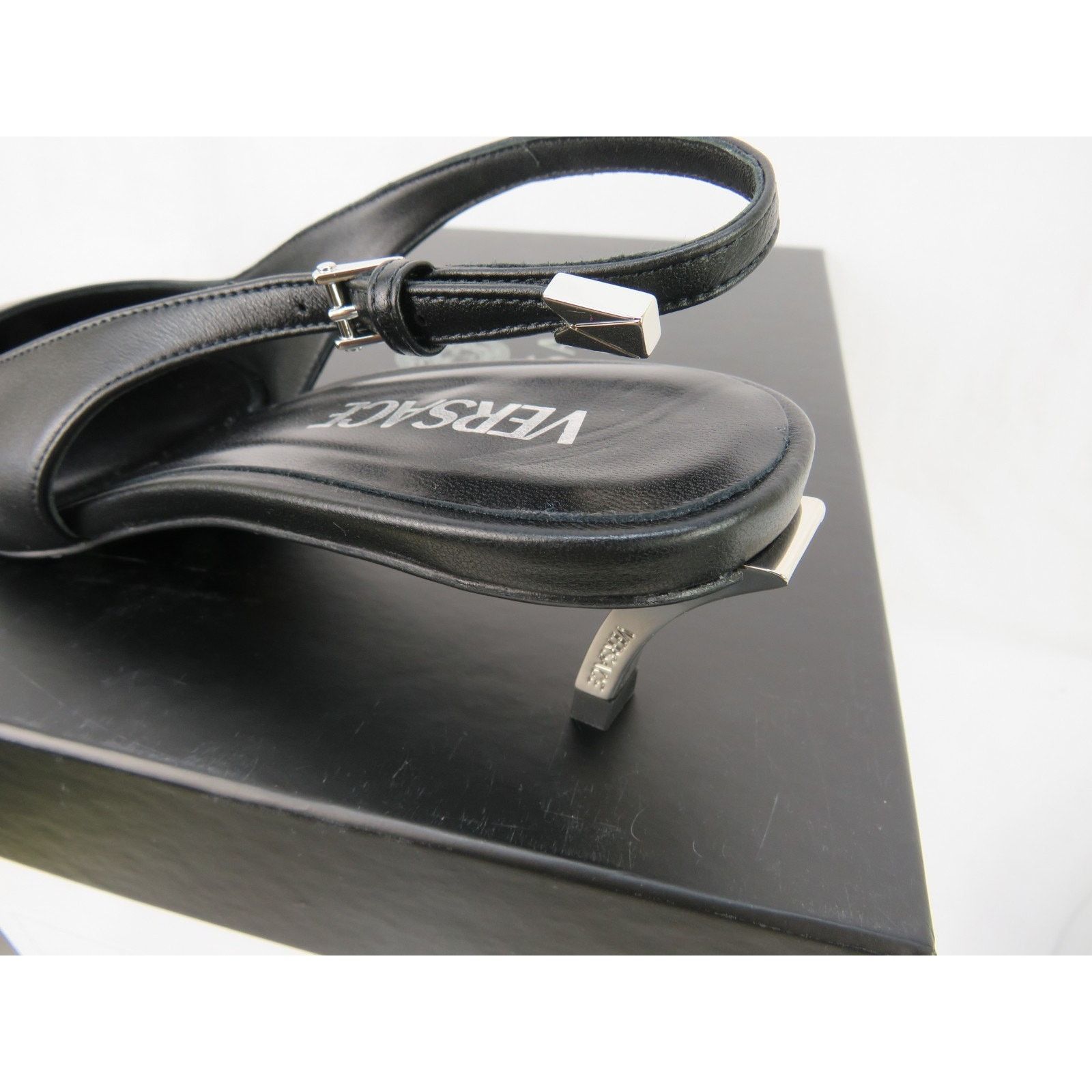 Versace VERSACE BLACK LEATHER SILVER MEDUSA SANDALS KITTEN PUMPS 41 Size US 11 / IT 41 - 10 Thumbnail